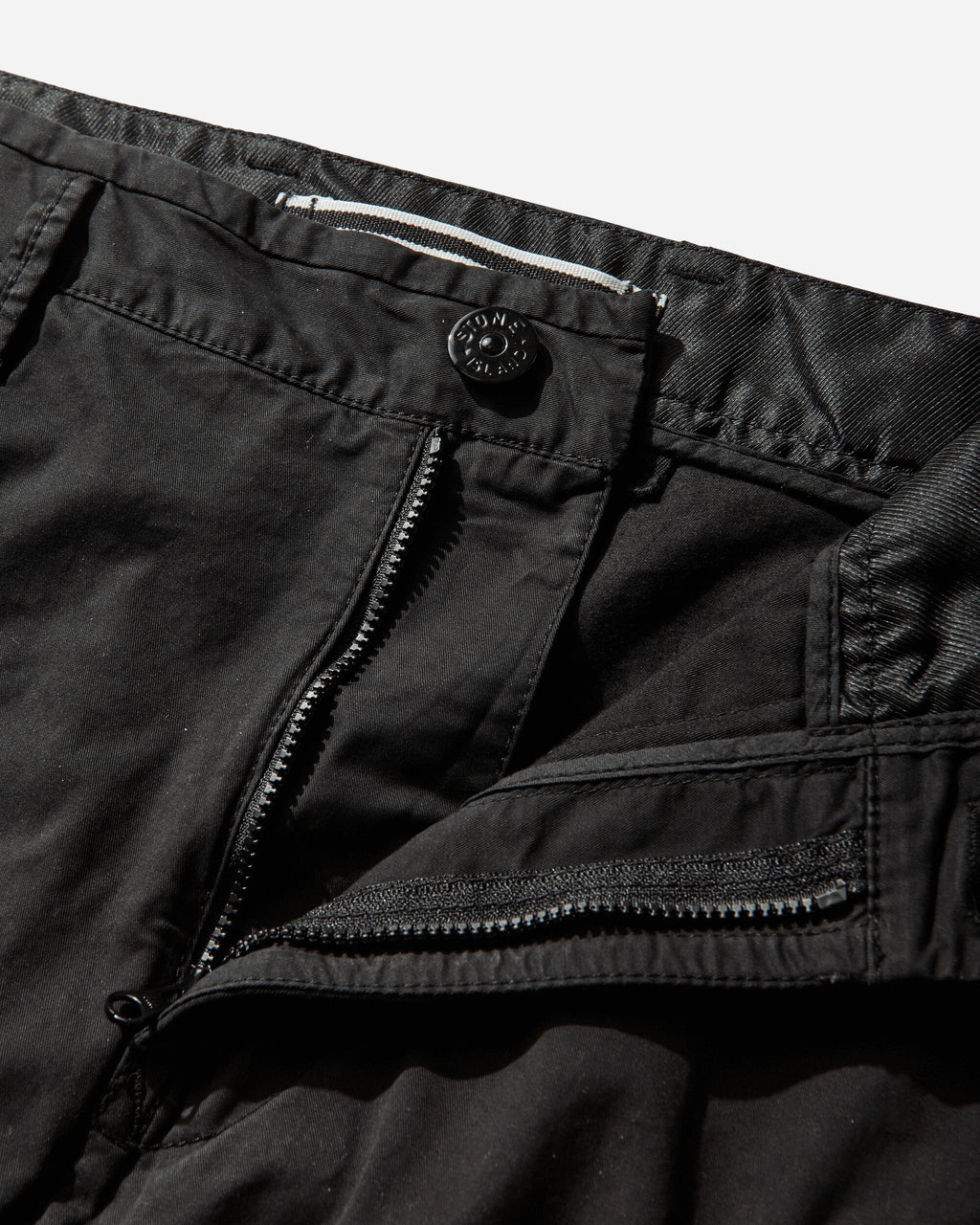 Оригінальна Mens Stretch Organic Cotton Twill Cargo Pants Black Stone island – збільшений вид