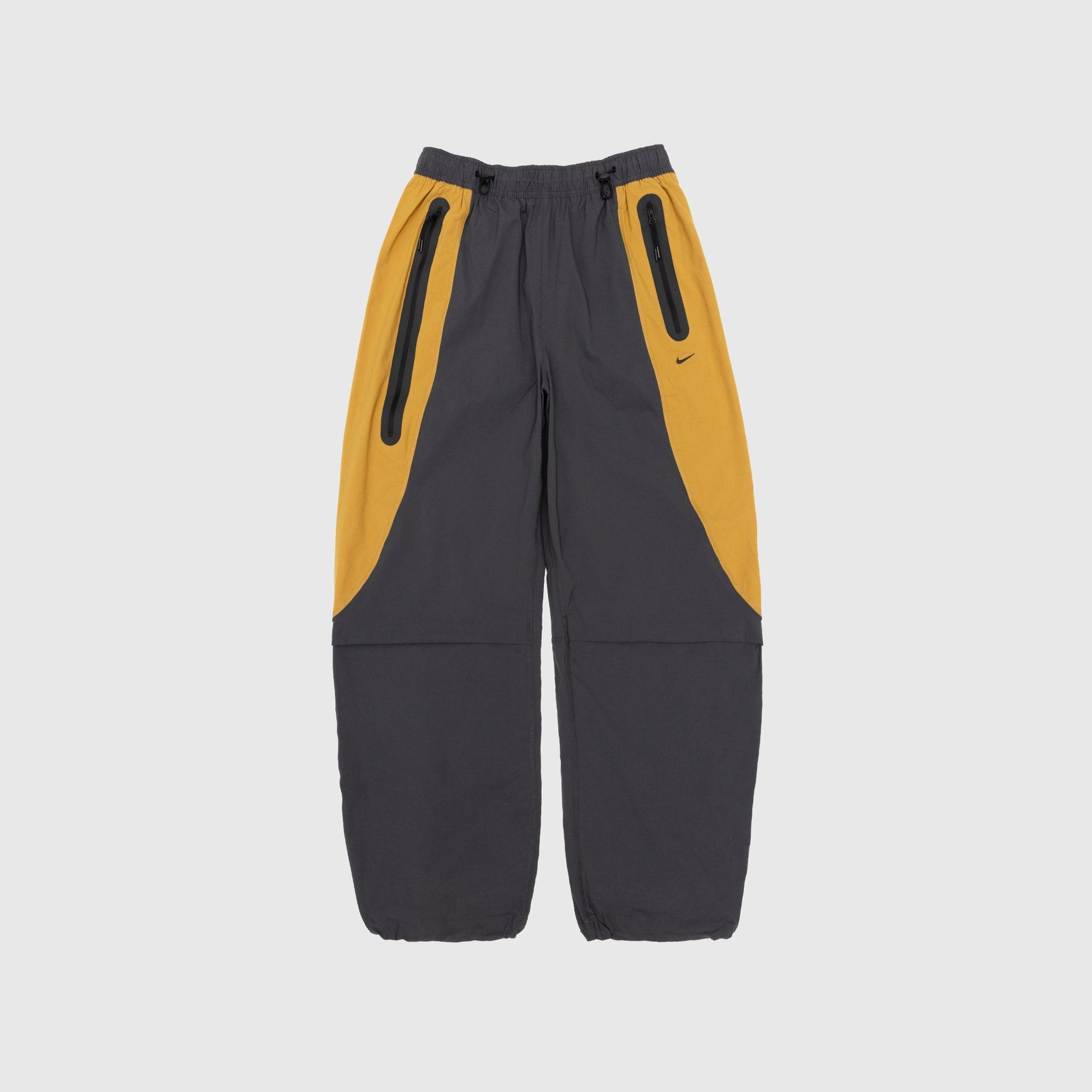 Tech Dri-Fit Woven Loose Fit Pants Nike – Гарантія оригінальності – боковий вид