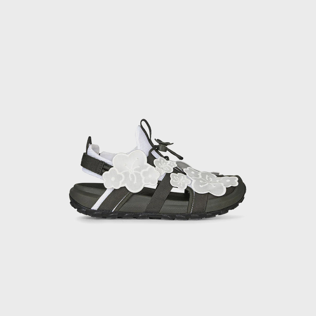 X Cecilie Bahnsen Wmns Bekah Shoes White The north face оригінал – Купити в Україні – боковий вид