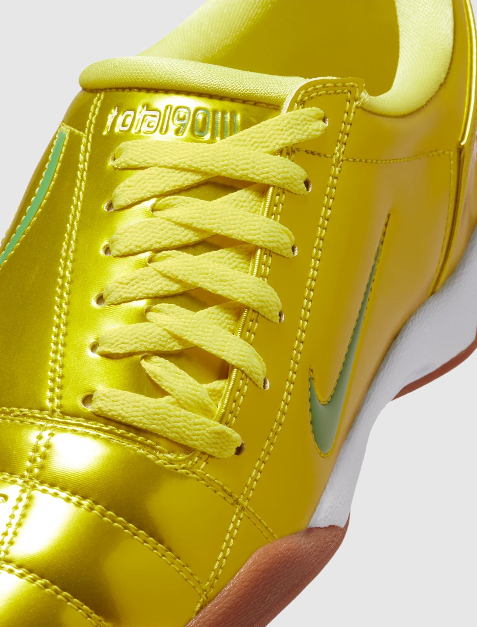 T90 Dynamic Yellow Nike – Гарантія оригінальності – вид ззаду