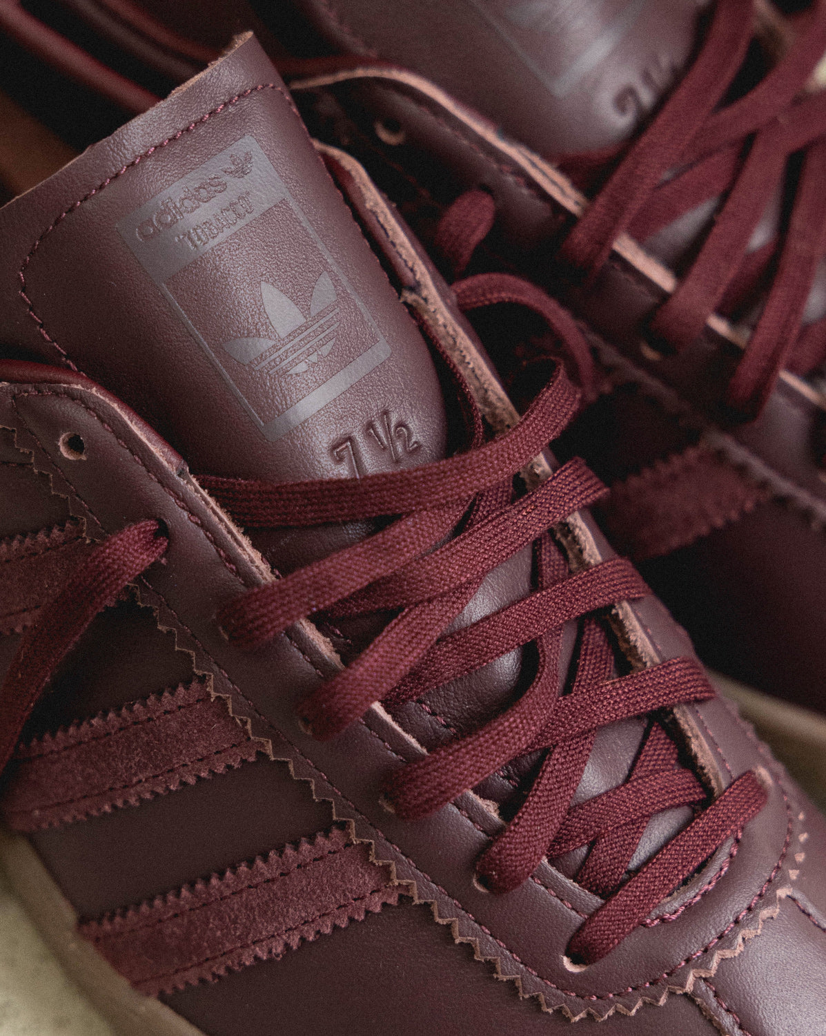 Оригінальна Tobacco Adidas – детальний вид - ADIDAS