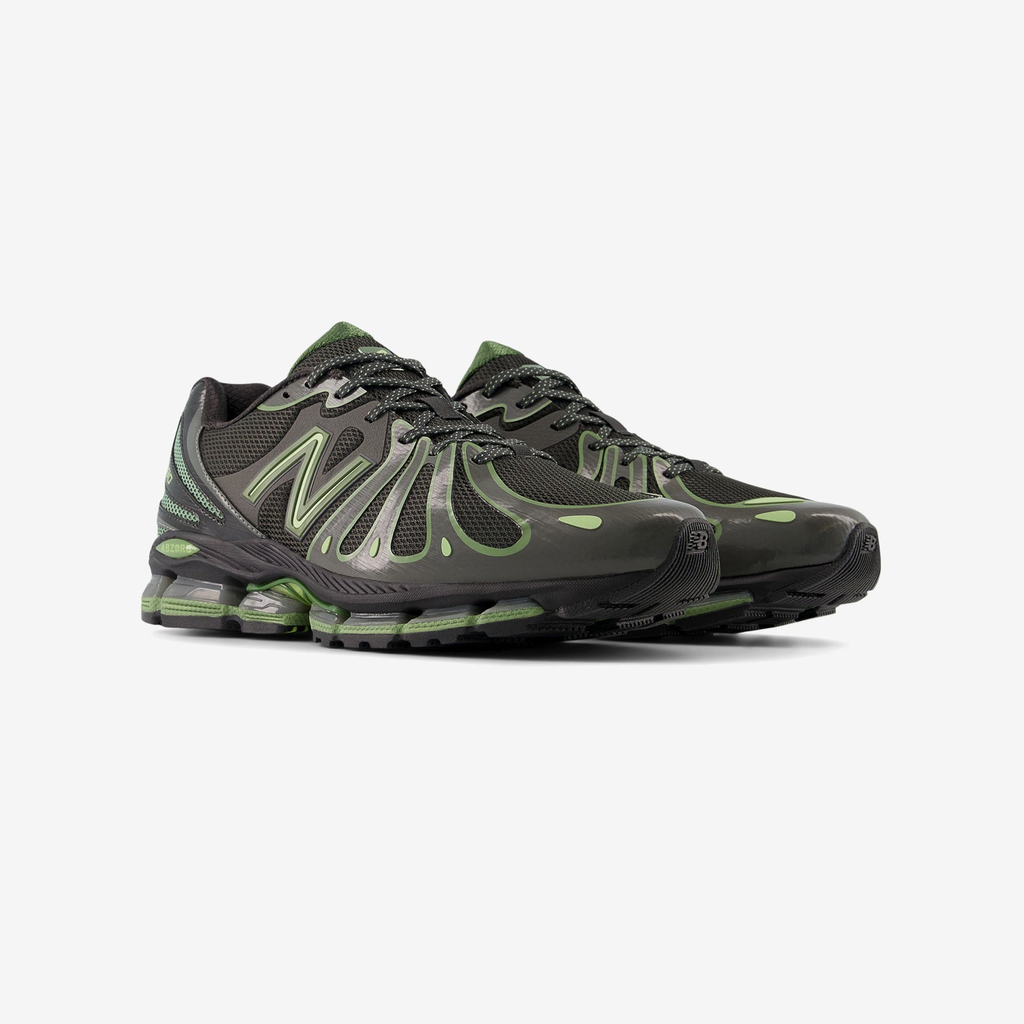 1890 Faded Black New balance – Гарантія оригінальності – вид ззаду