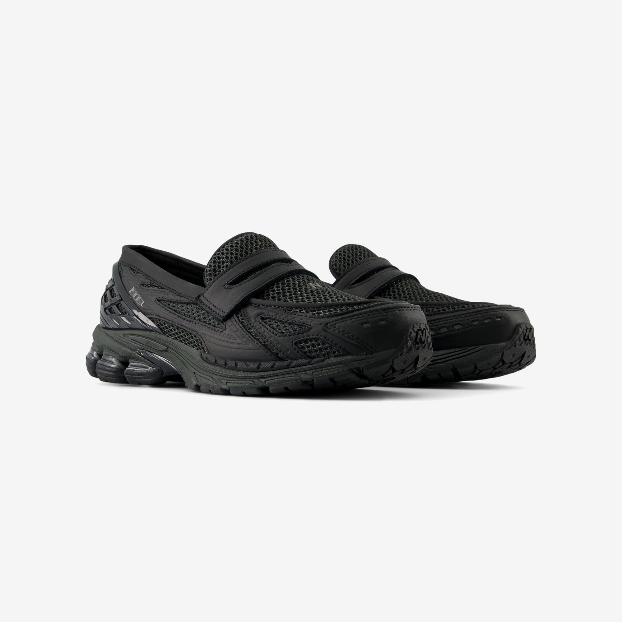 New balance Footwear оригінал | Швидка доставка Україна – вид ззаду