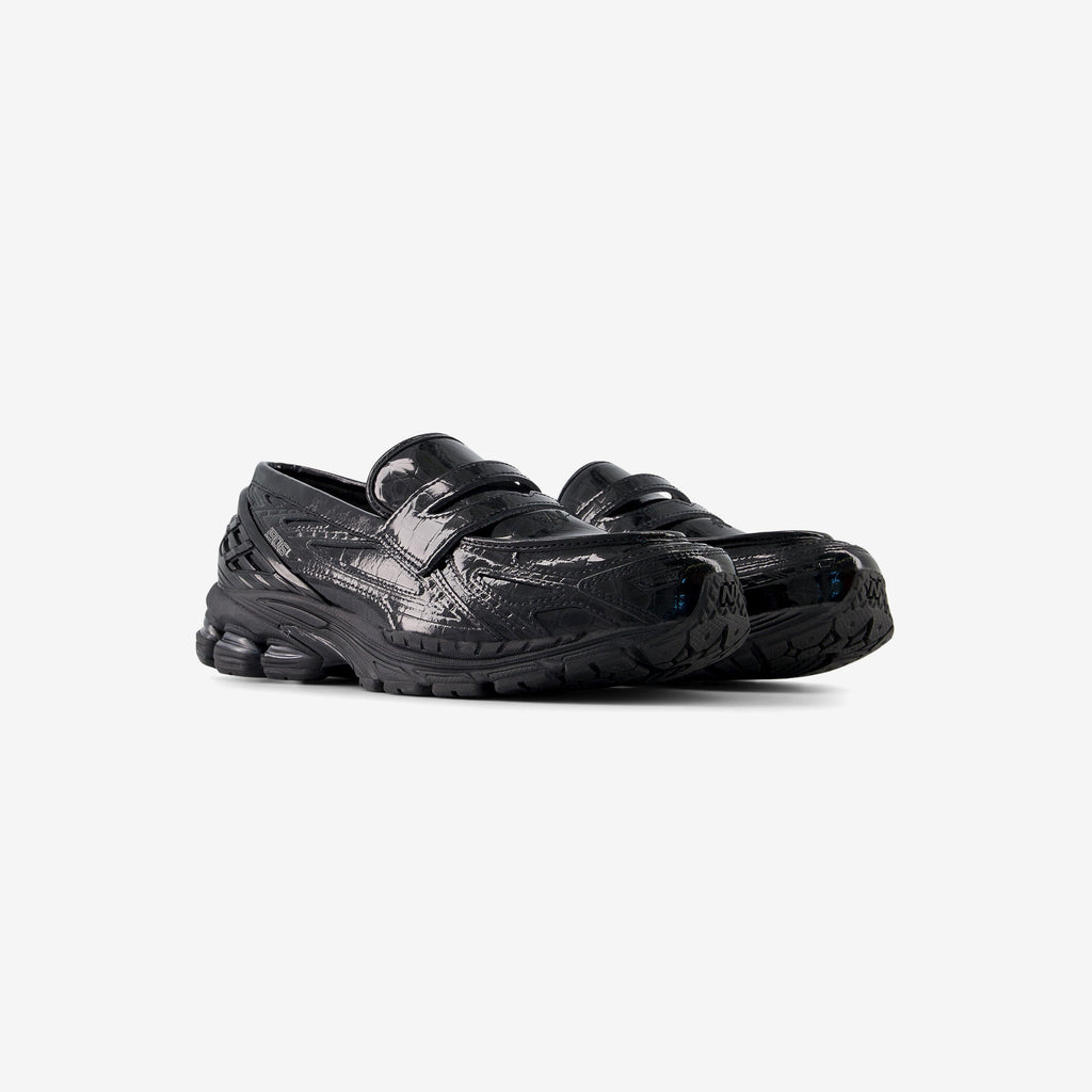 New balance Footwear оригінал | Швидка доставка Україна – вид ззаду
