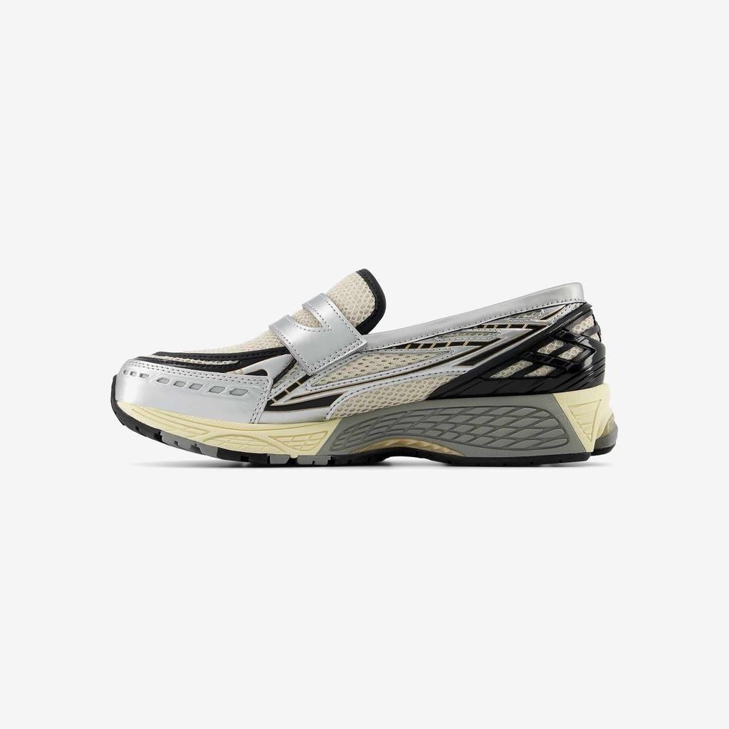 New balance Footwear оригінал | Швидка доставка Україна – вид ззаду