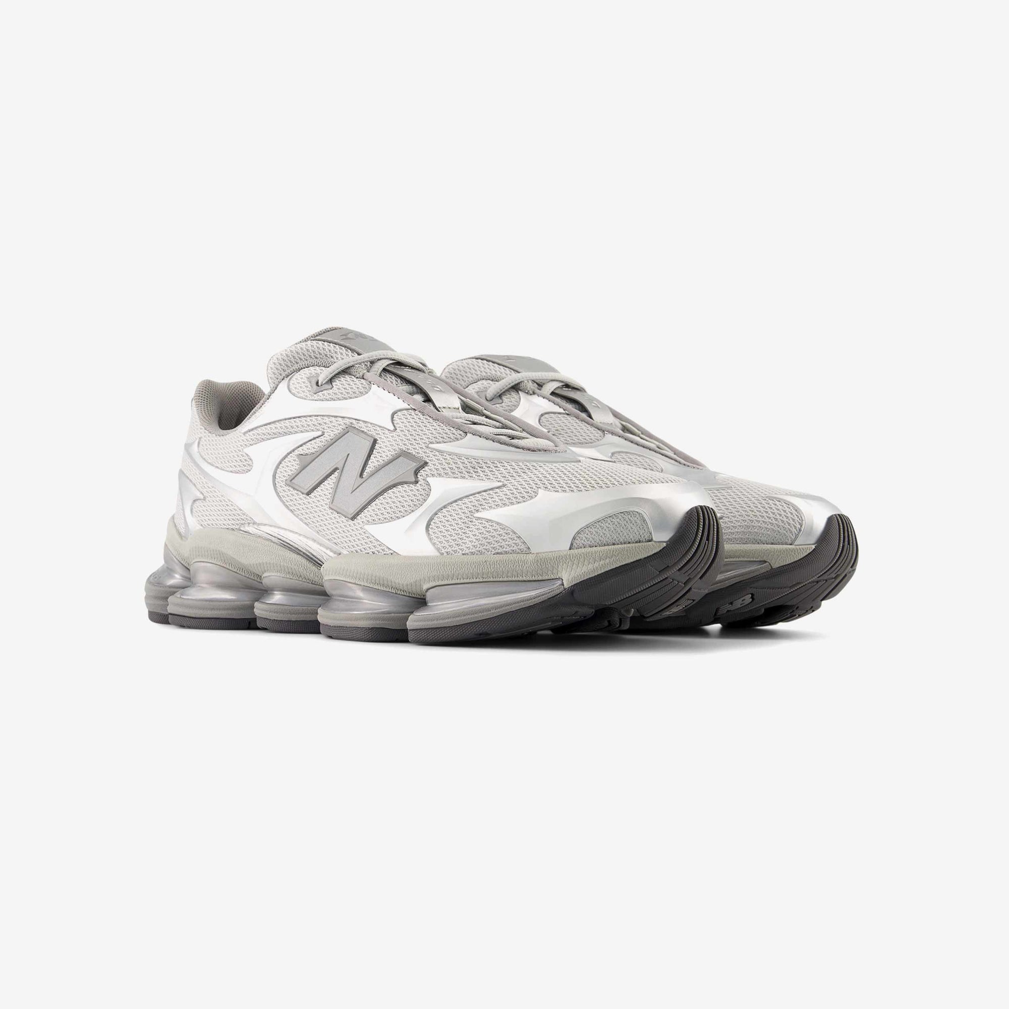 New balance Footwear оригінал | Швидка доставка Україна – вид ззаду