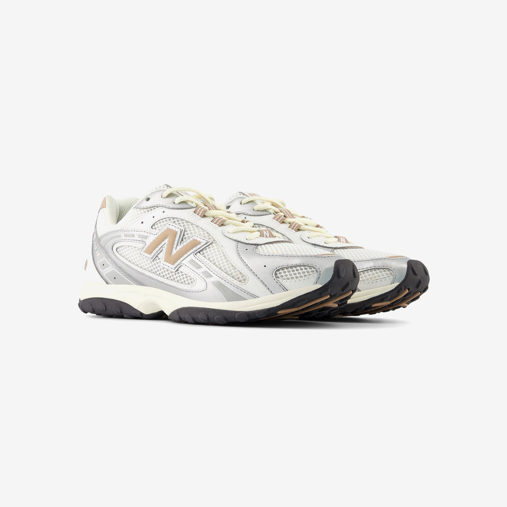 Оригінальна 204l New balance – вид ззаду