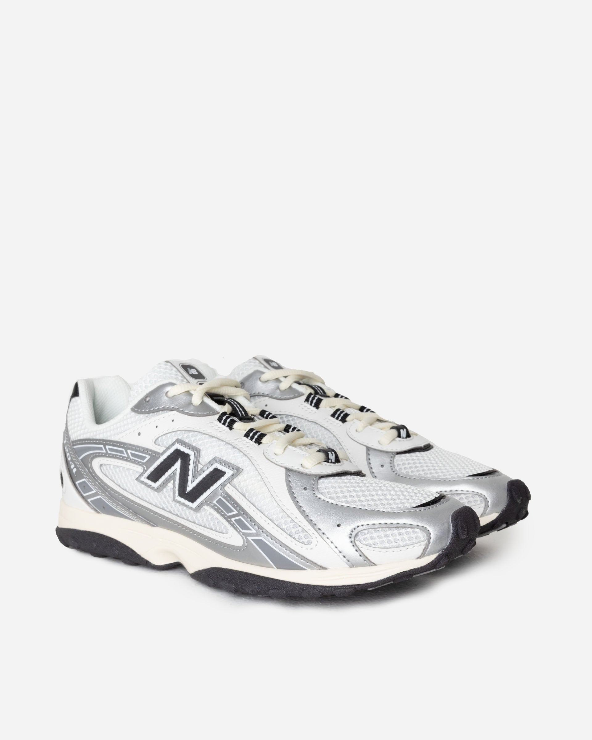 Оригінальна 204l New balance – вид ззаду