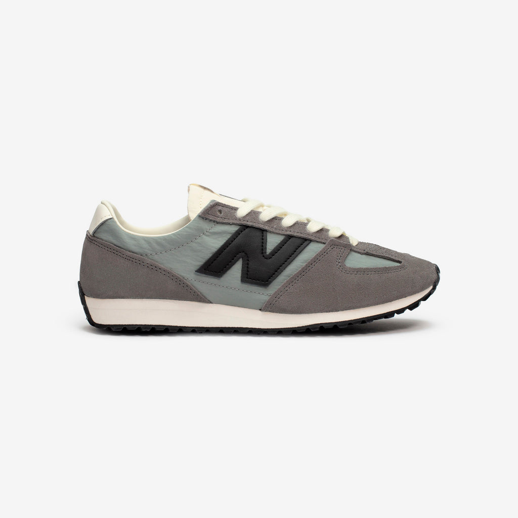 471 New balance оригінал – Купити в Україні – боковий вид