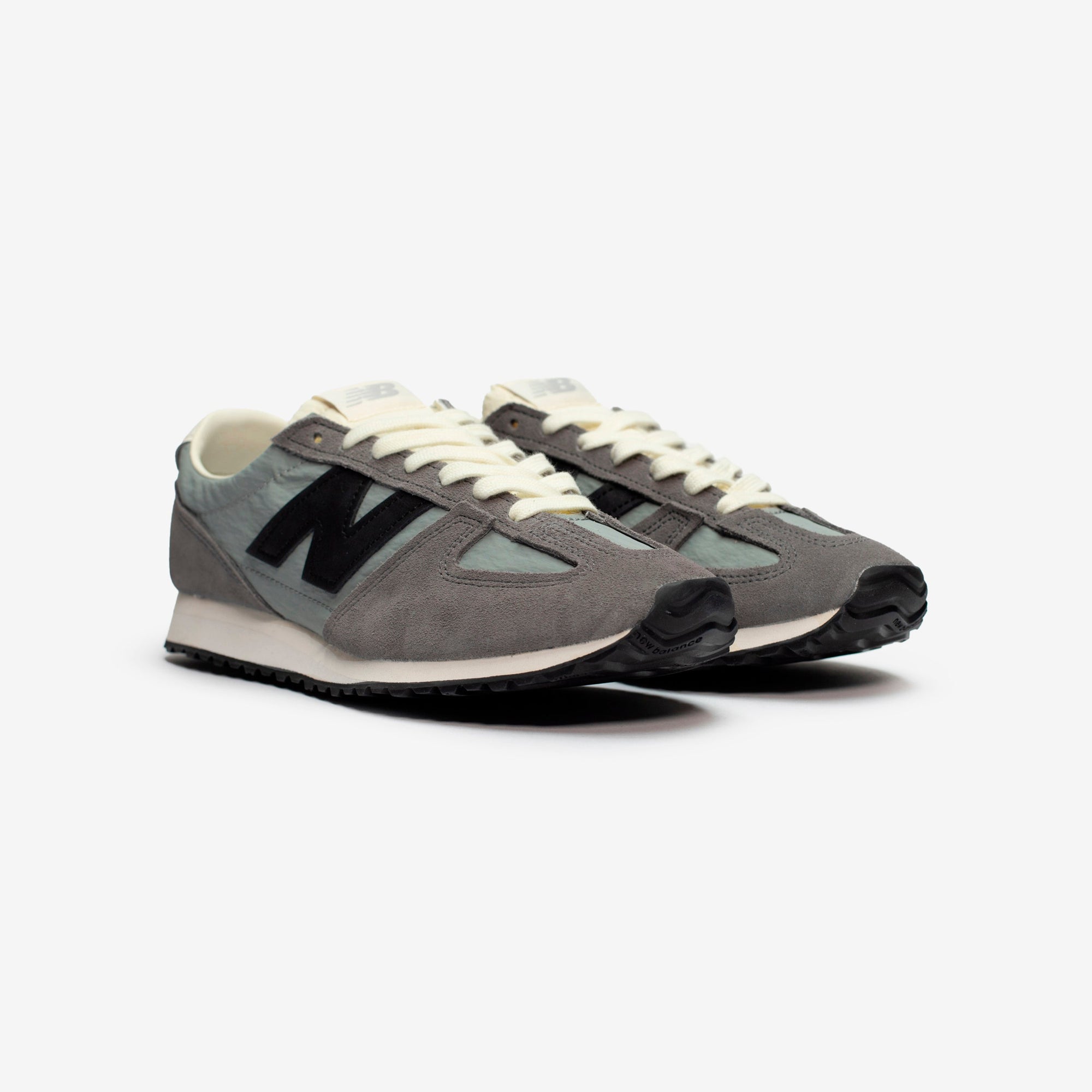 471 New balance оригінал – Купити в Україні – вид ззаду