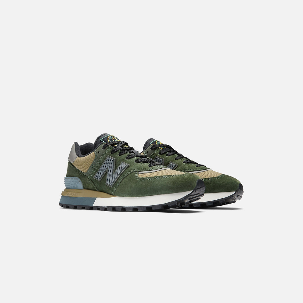 X Stone Island 574 Dark Green New balance оригінал – Купити в Україні – вид ззаду