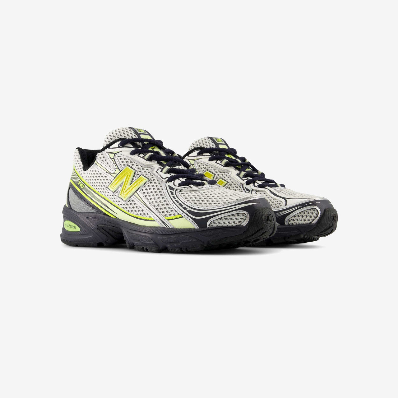 740 New balance – Гарантія оригінальності – вид ззаду