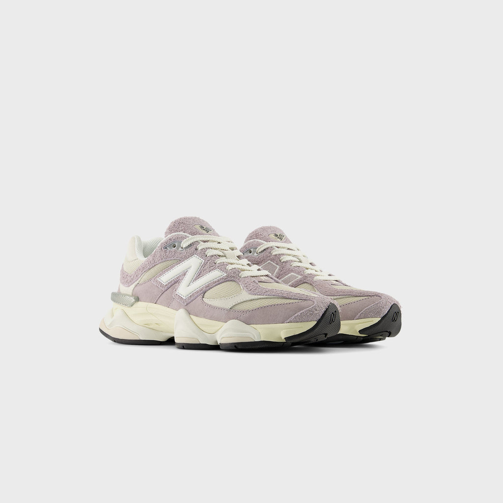 Оригінальна 9060 Truffle Salt New balance – вид ззаду