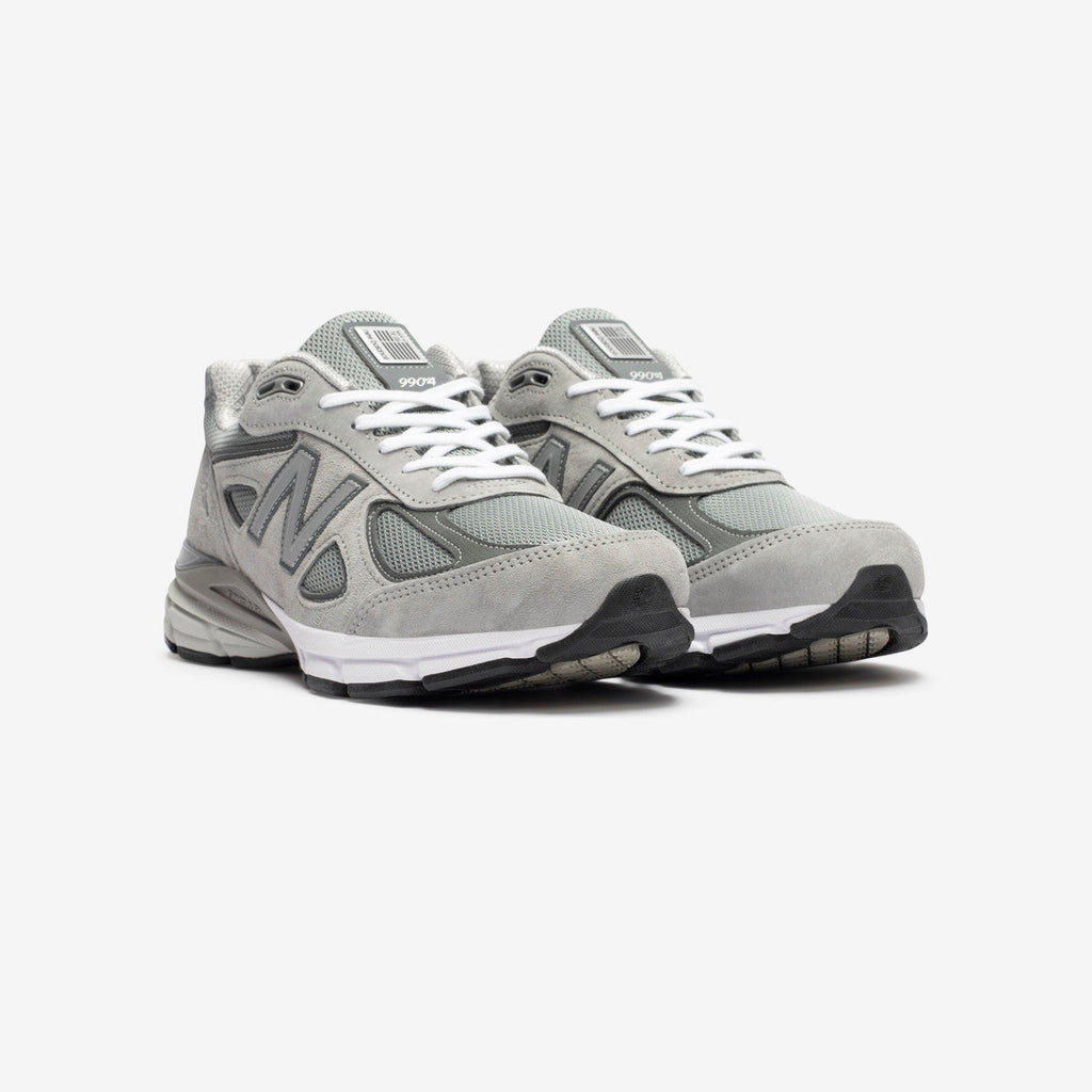 Оригінальна 990v4 New balance – вид ззаду