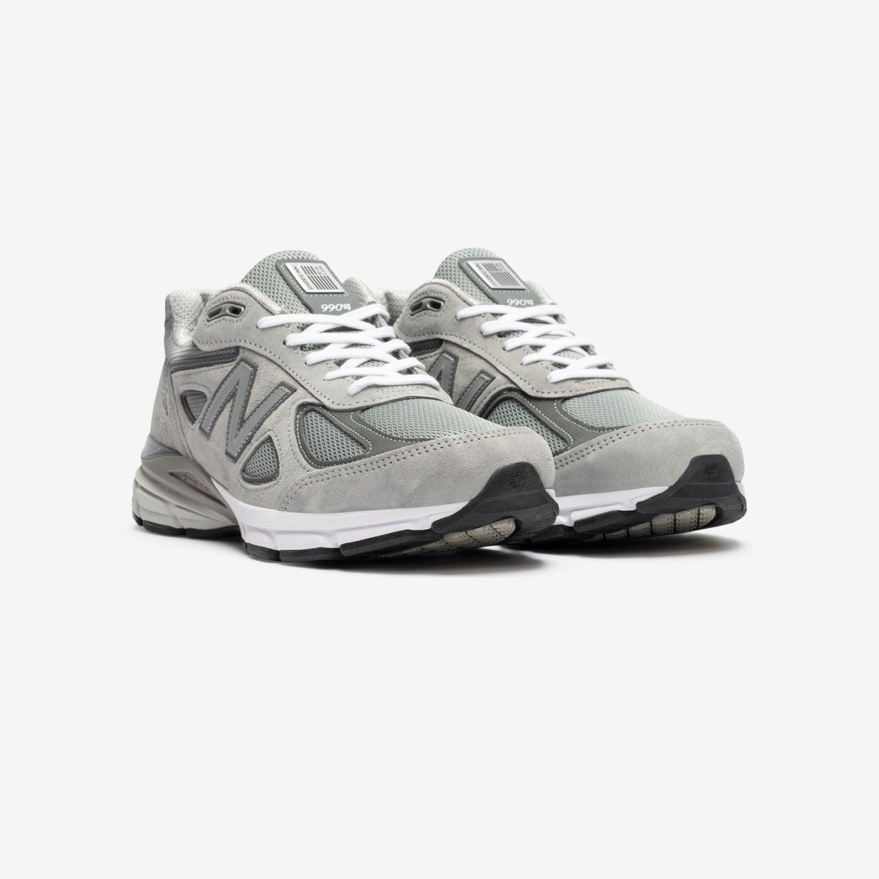 Оригінальна 990v4 New balance – вид ззаду