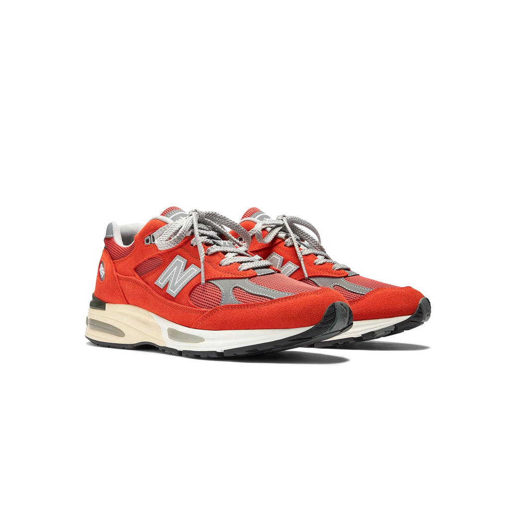 Оригінальна Mens Made In Uk 991v2 Shoes New balance – вид ззаду