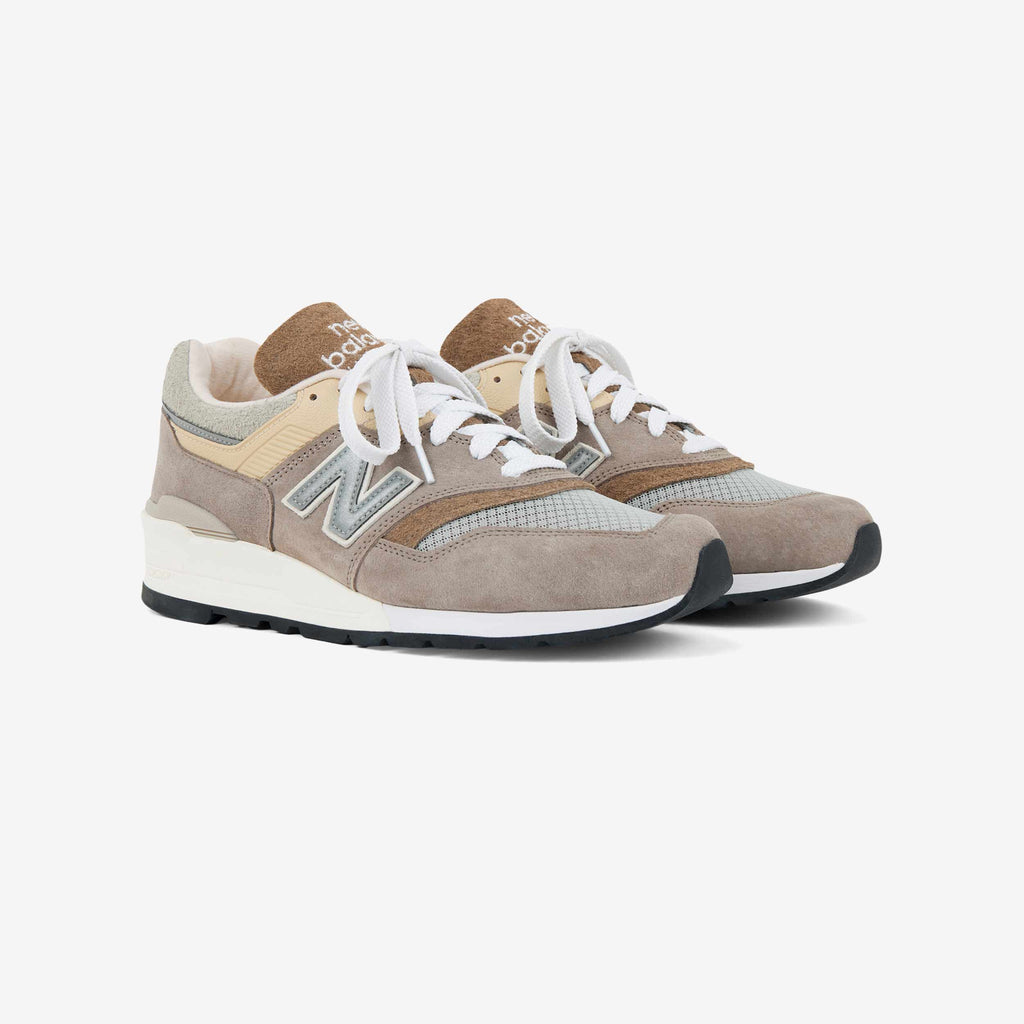 Оригінальна 997 New balance – вид ззаду