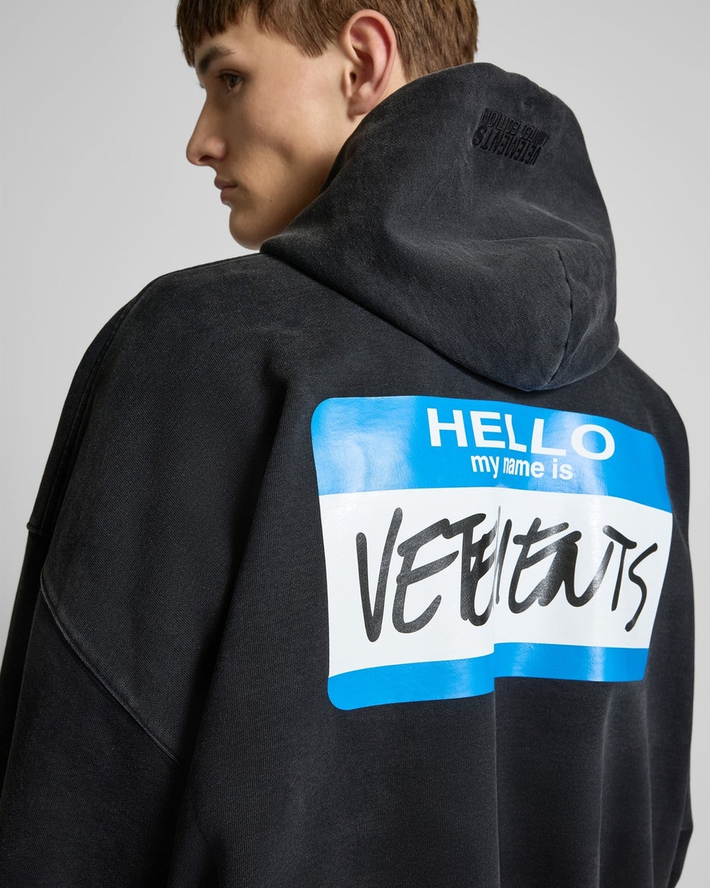 My Name Is Cropped Boxy Hoodie Vetements оригінал – Купити в Україні – детальний вид