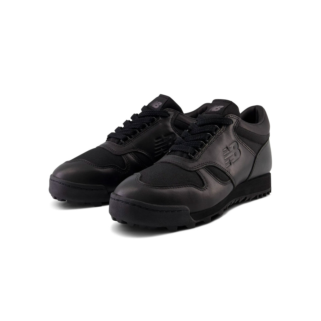 Оригінальна Mens Rainier Low Shoes New balance – вид ззаду