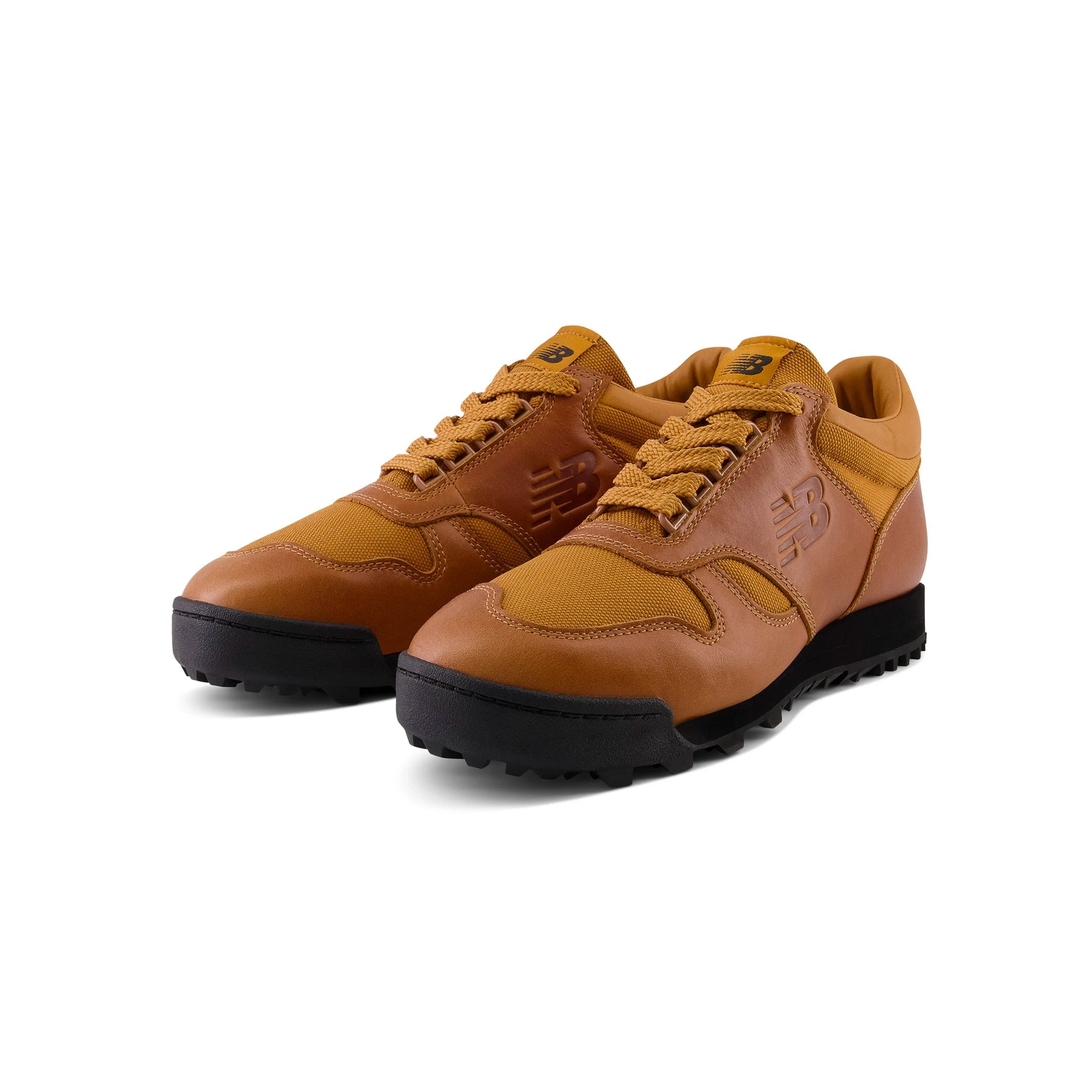 Оригінальна Mens Rainier Low Shoes New balance – вид ззаду