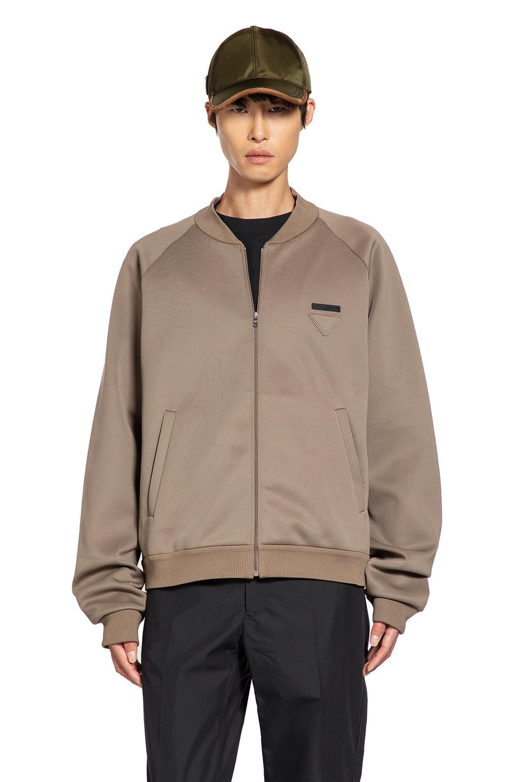 Оригінальна Techno Jersey Bomber Track Tacket Prada – боковий вид