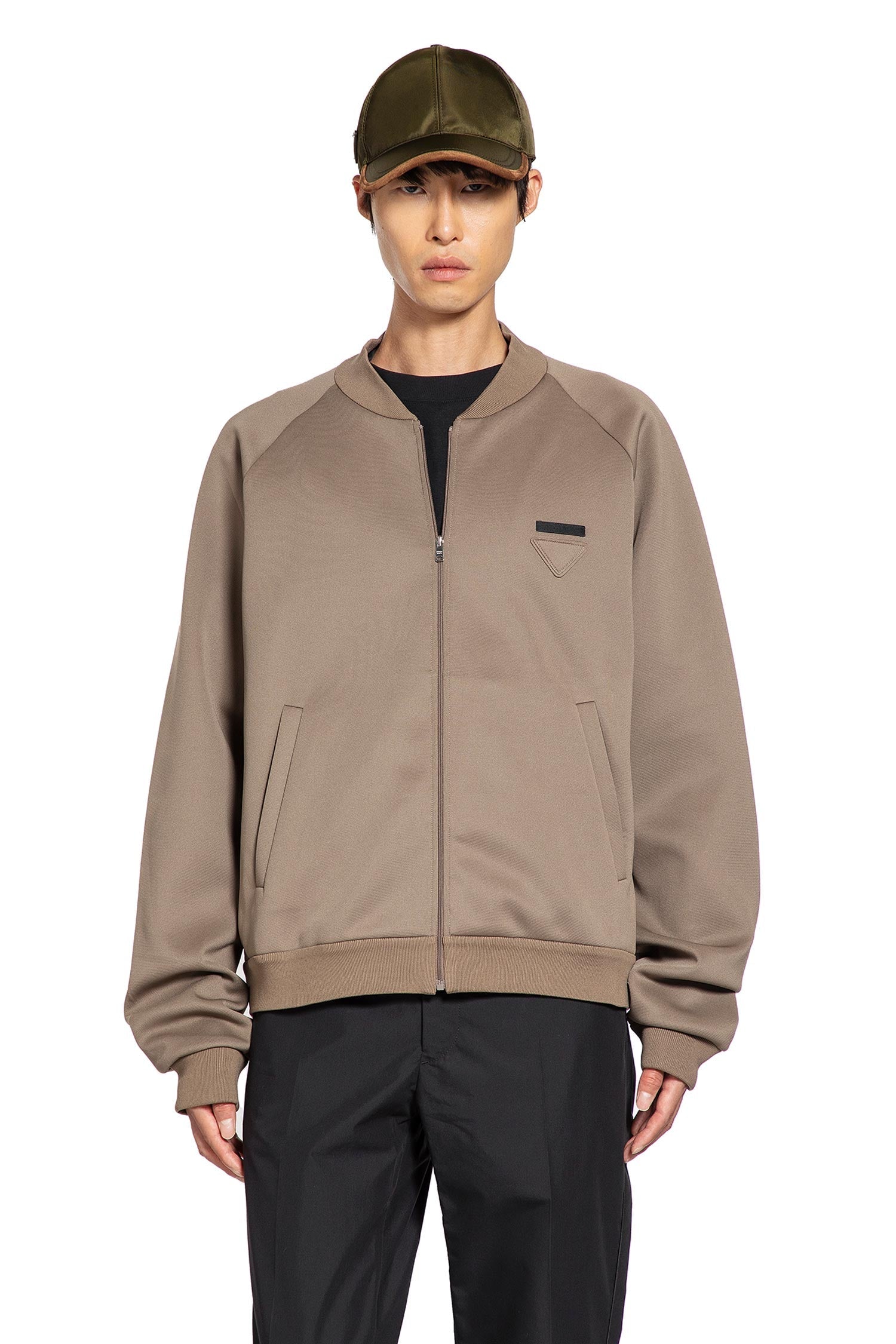 Оригінальна Techno Jersey Bomber Track Tacket Prada – боковий вид