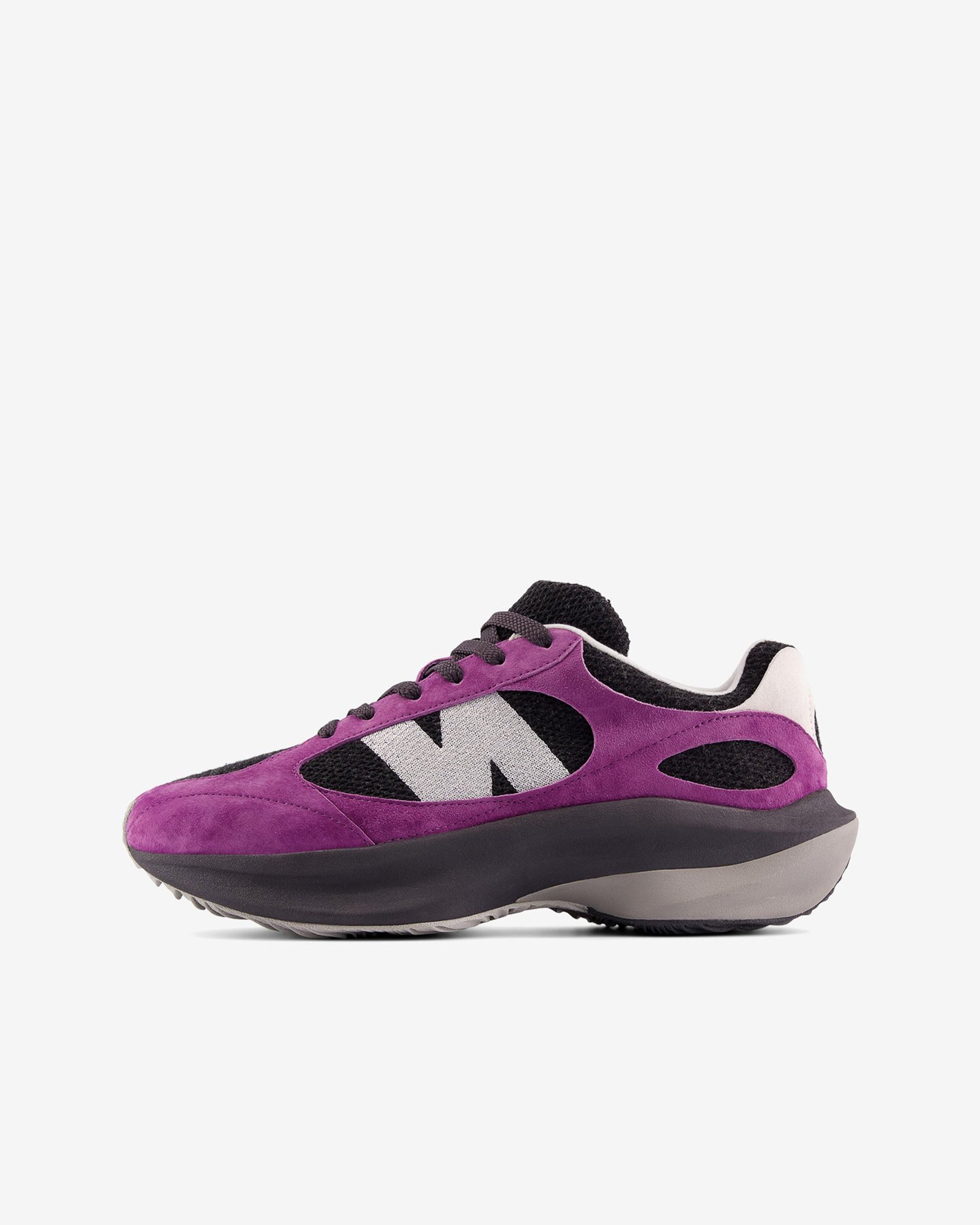 Оригінальна Mens Uwrpdfsa Sneakers New balance – вид ззаду