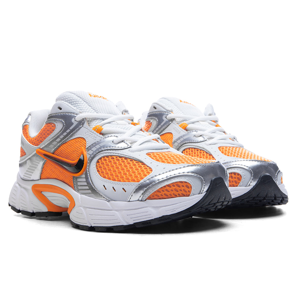 Оригінальна V5 Runner Nike – вид ззаду