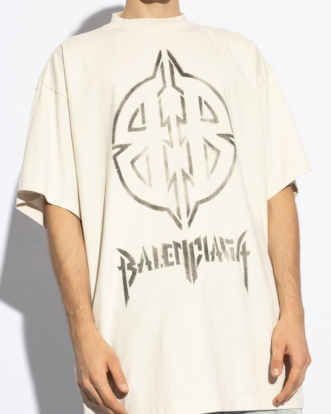 Metal BB Stencil Off White T-Shirt Balenciaga оригінал – Купити в Україні – вид ззаду