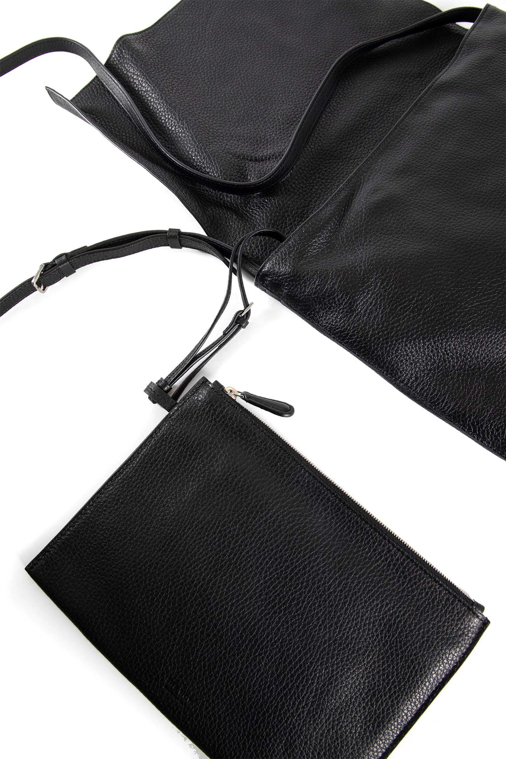 Оригінальна Nan Messenger In Leather The row – детальний вид