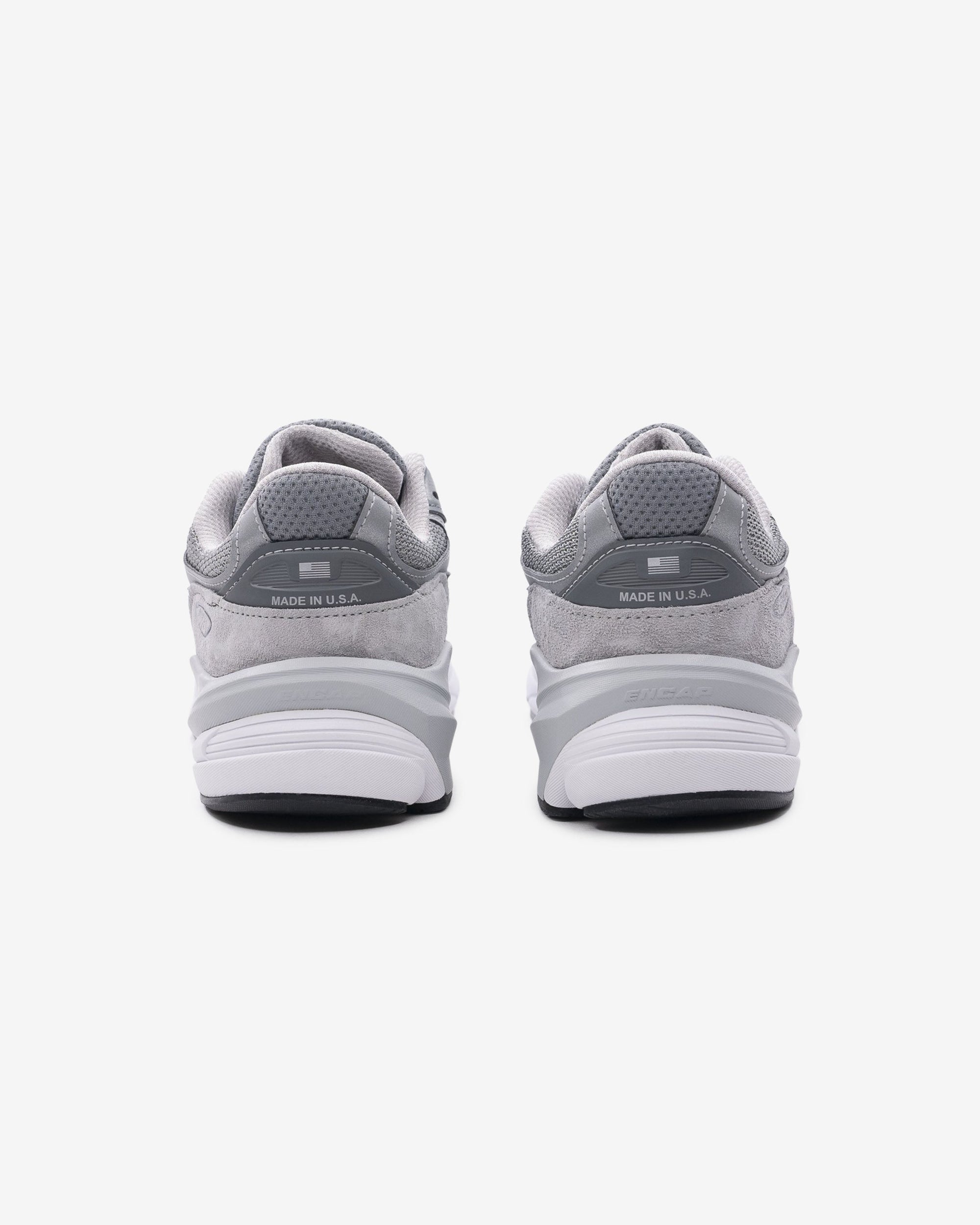 Оригінальна Womens Made In Usa 990v6 Grey New balance – вид ззаду