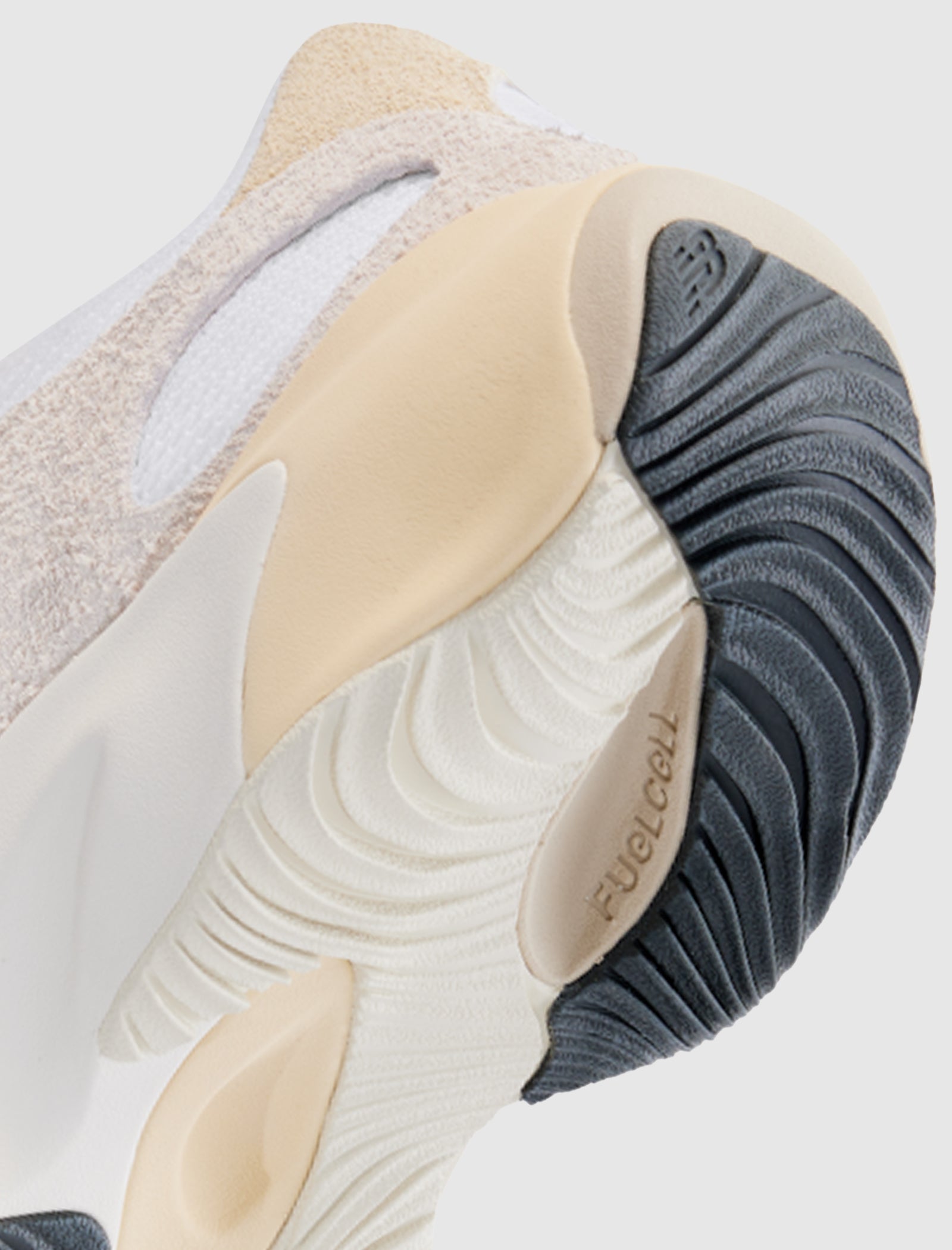 Оригінальна Warped Runner White Beige New balance – детальний вид
