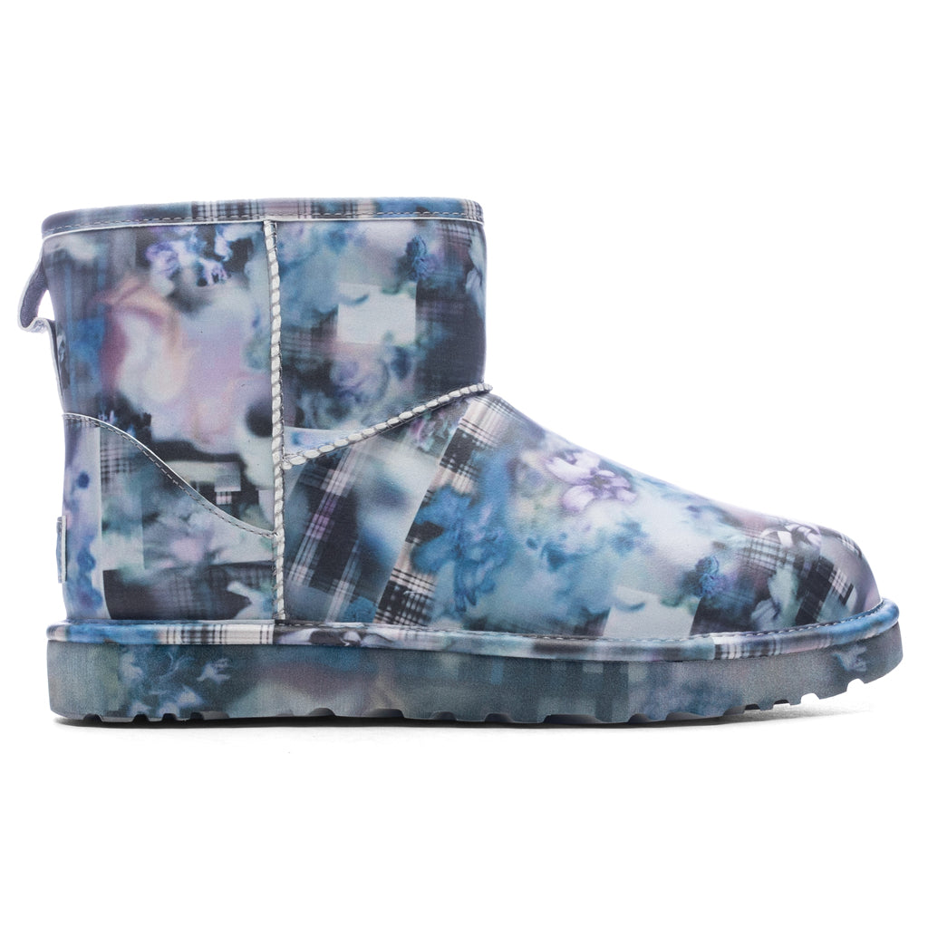 Оригінальна X Collina Strada Classic Mini Dark Blue Floral Ugg – боковий вид