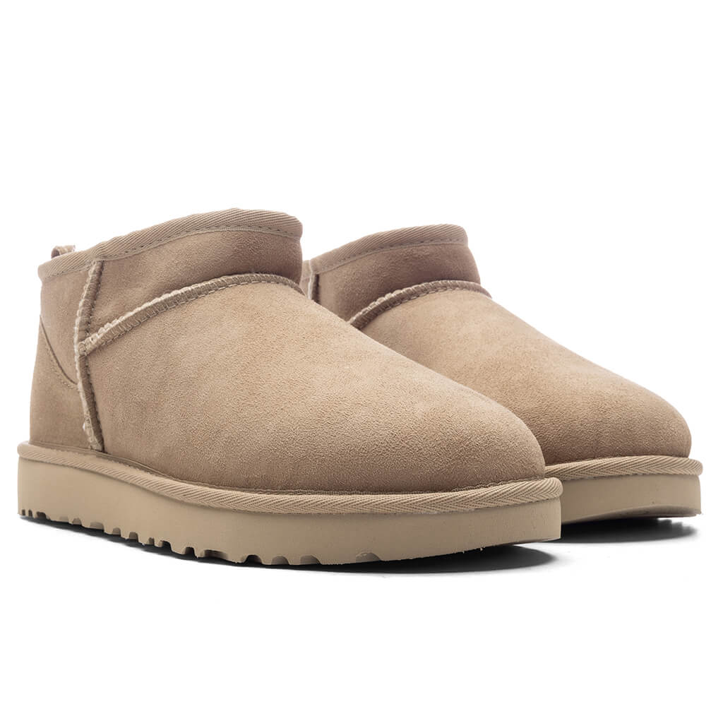 Оригінальна Womens Classic Ultra Mini Boot Ugg – вид ззаду