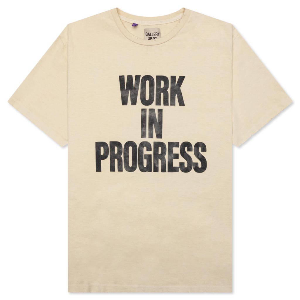 Оригінальна Work In Progress Tee Gallery department – боковий вид