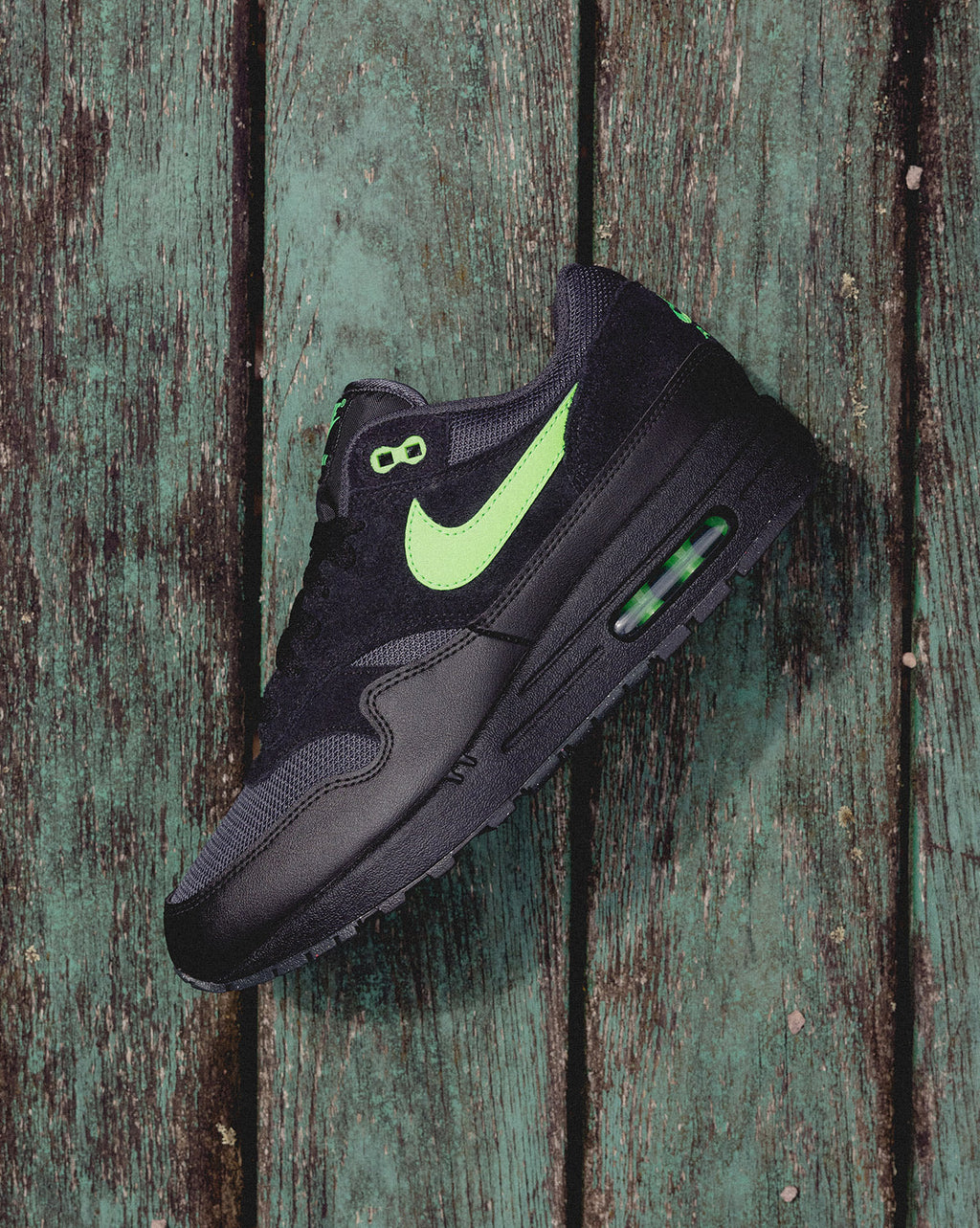 Оригінальна Air Max 1 Essential Nike – вид ззаду