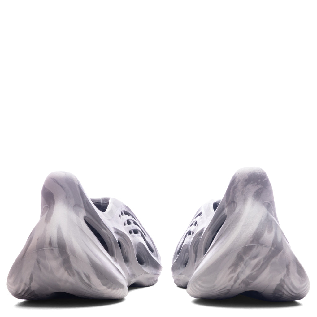 Оригінальна Yeezy Foam Rnr Adidas – збільшений вид - ADIDAS