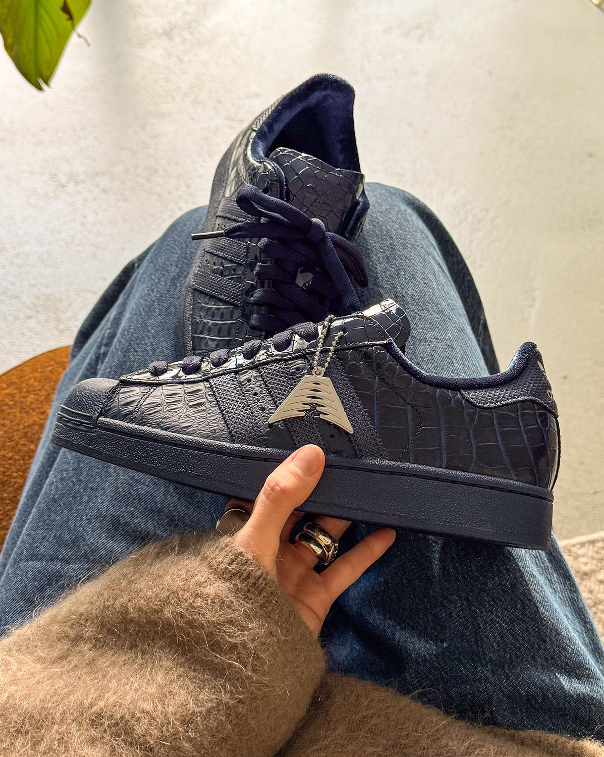 Оригінальна X Anthony Edwards Superstar II Adidas – вид ззаду - ADIDAS
