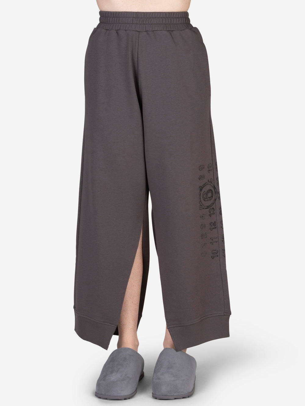 Оригінальна Gray Trousers With Cut Out Hem Maison margiela – детальний вид