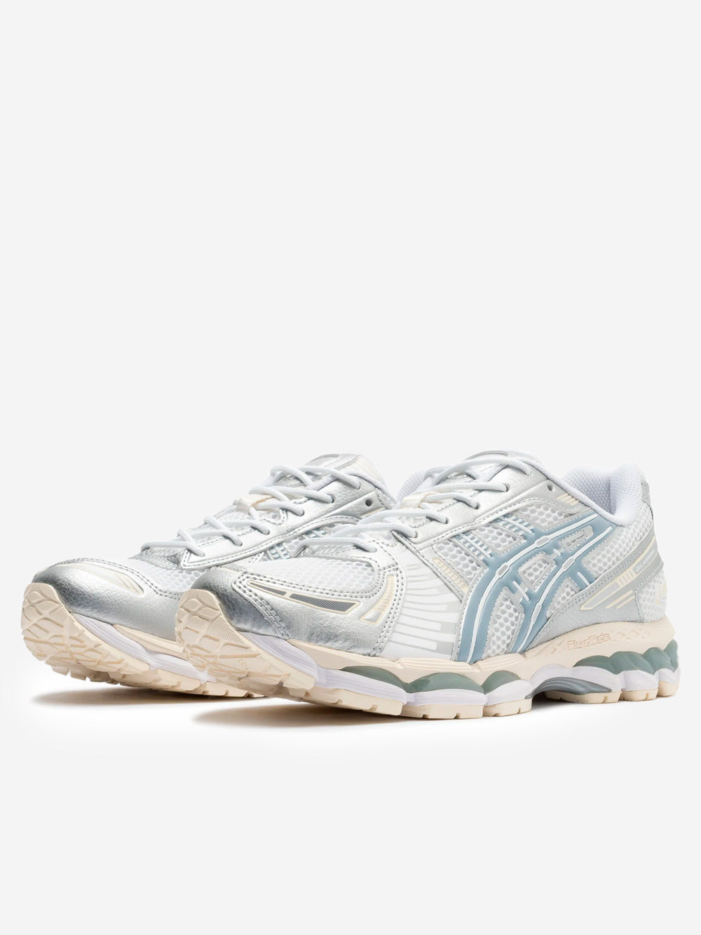 Оригінальна Gel Kayano 12.1 White And Gray Asics – вид ззаду