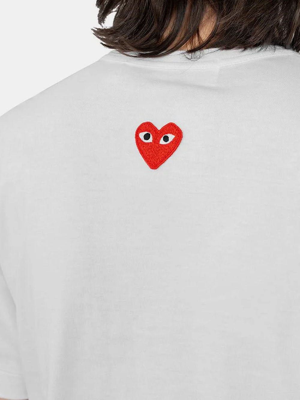 Оригінальна White T-Shirt With Reverse Heart Comme des garcons – детальний вид