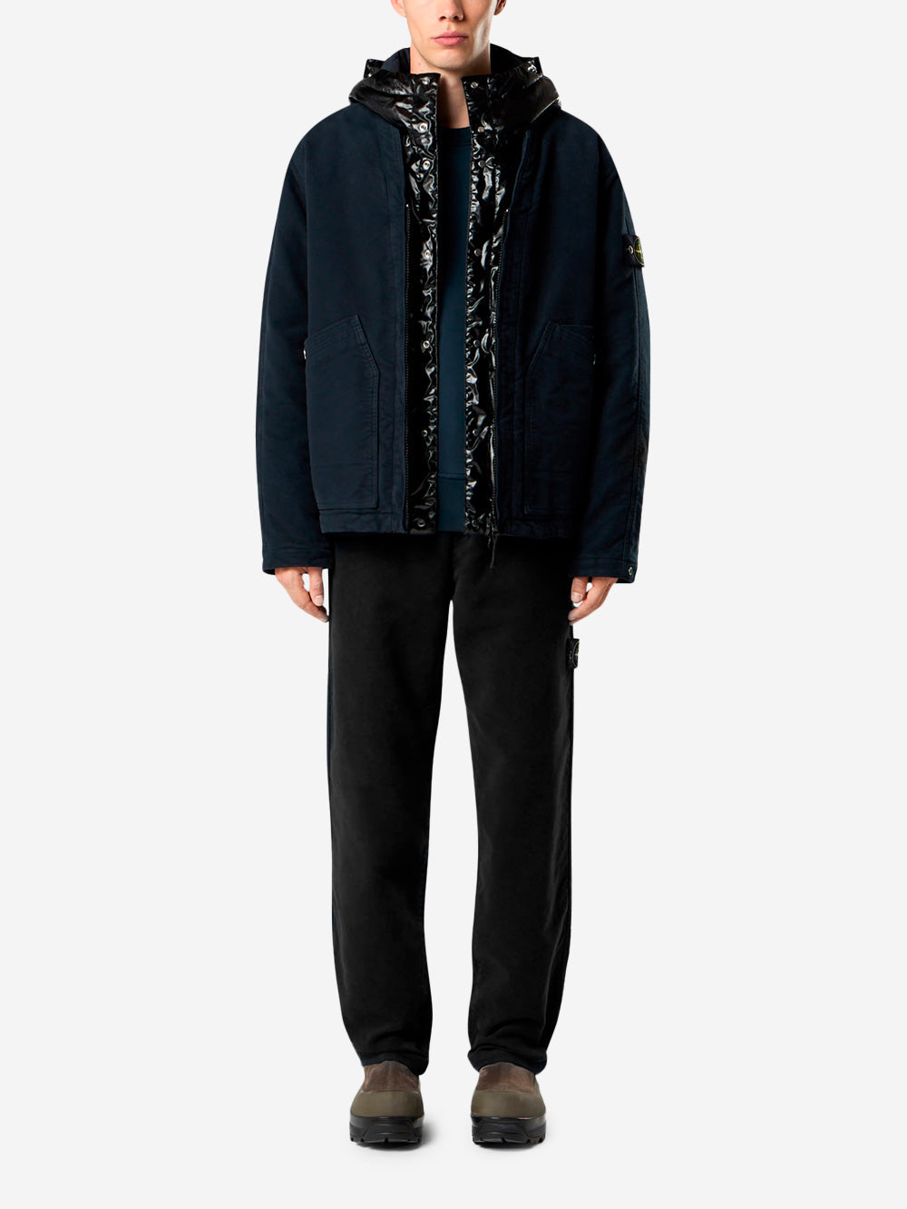 Black Loose-Fitting Pants With Multiple Pockets Stone island оригінал – Купити в Україні – вид ззаду