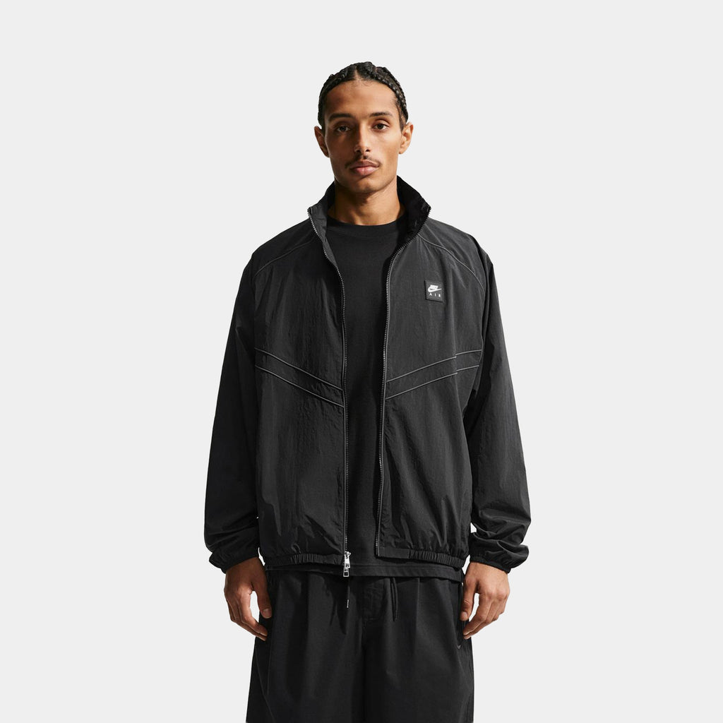 Nike Outerwear оригінал | Швидка доставка Україна – боковий вид