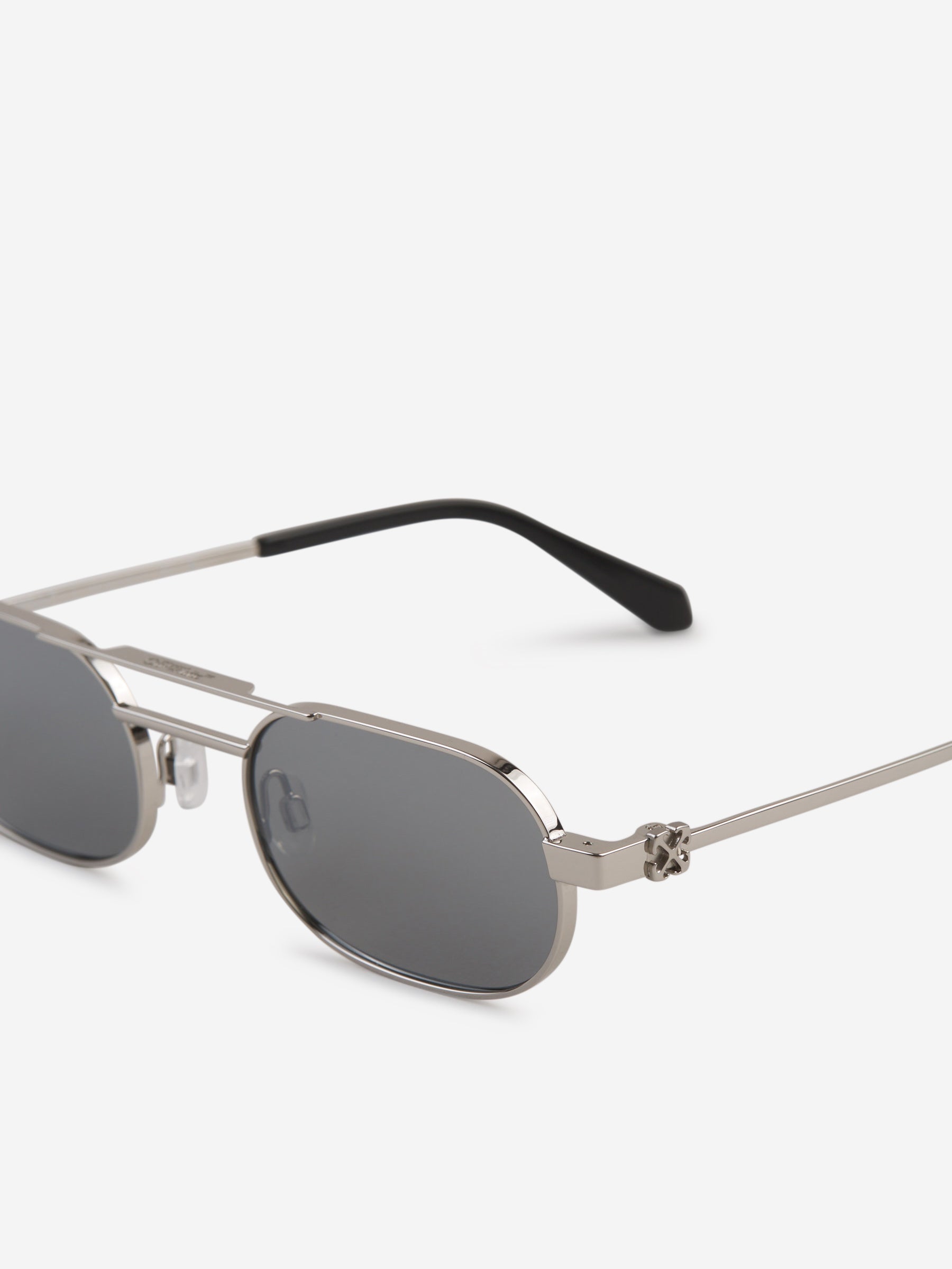 Vaiden Oval Sunglasses Off-white – Гарантія оригінальності – детальний вид