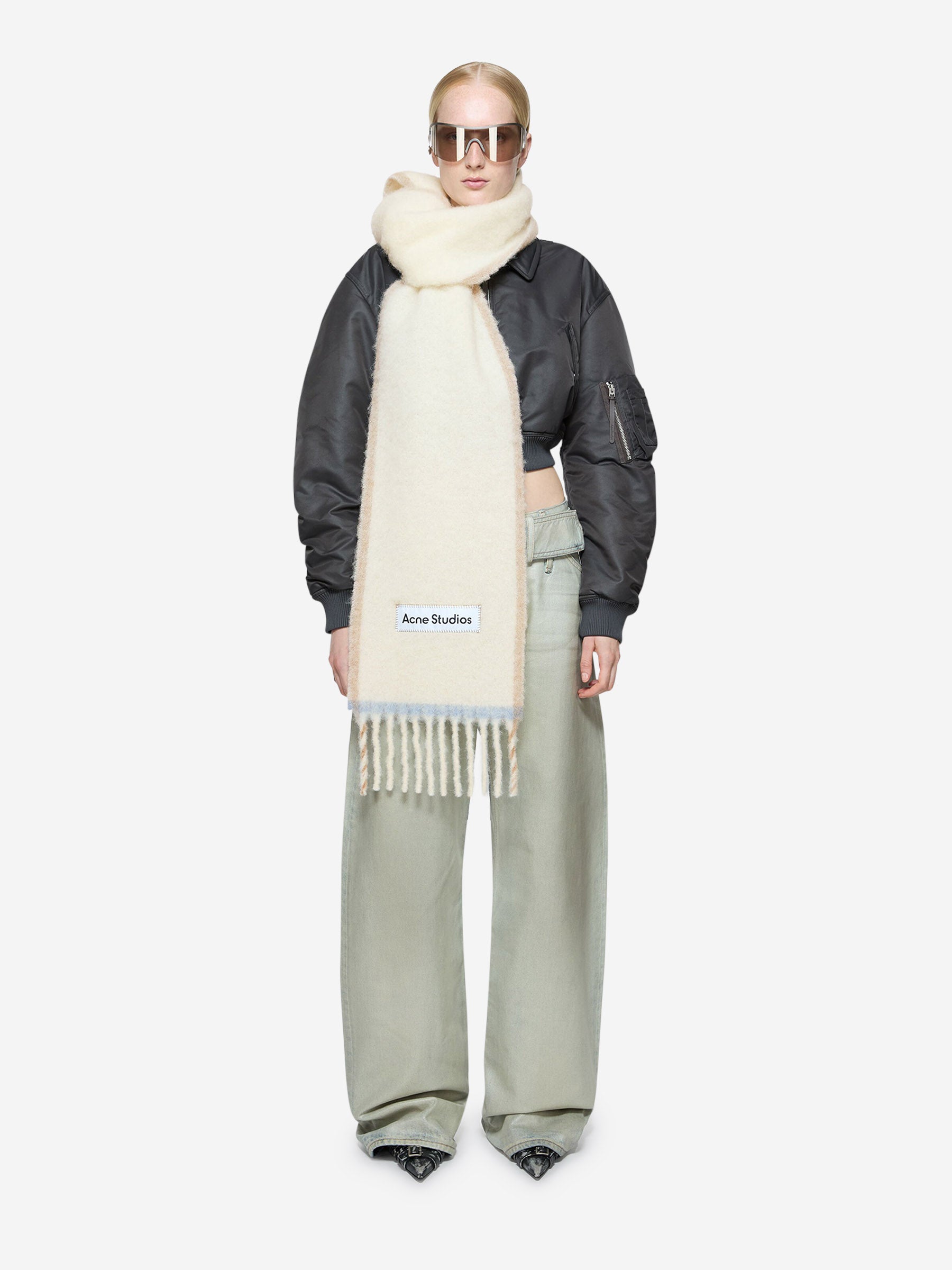 Acne studios Accessories оригінал | Швидка доставка Україна – вид ззаду