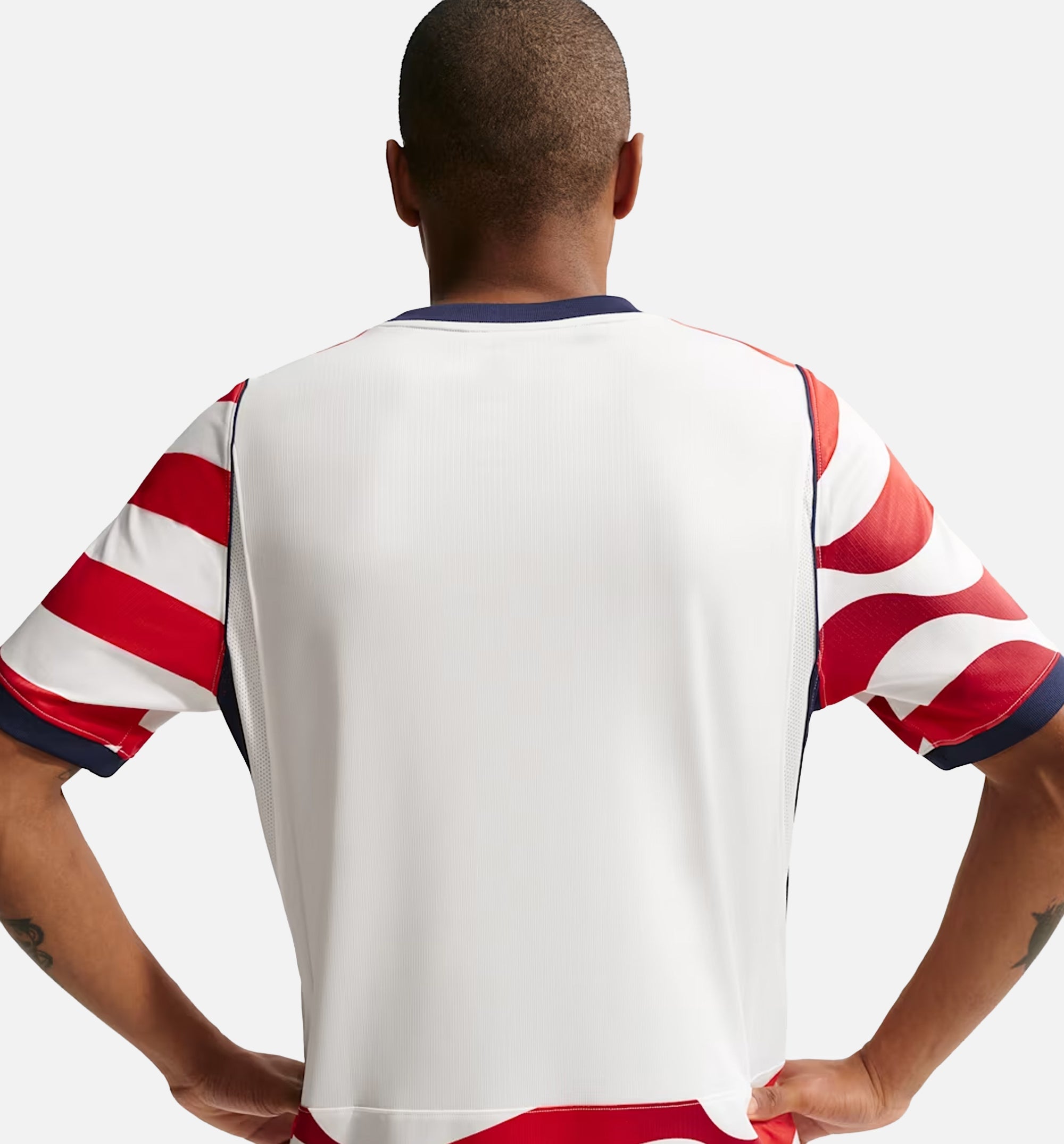 Nike Tops оригінал | Швидка доставка Україна – вид ззаду