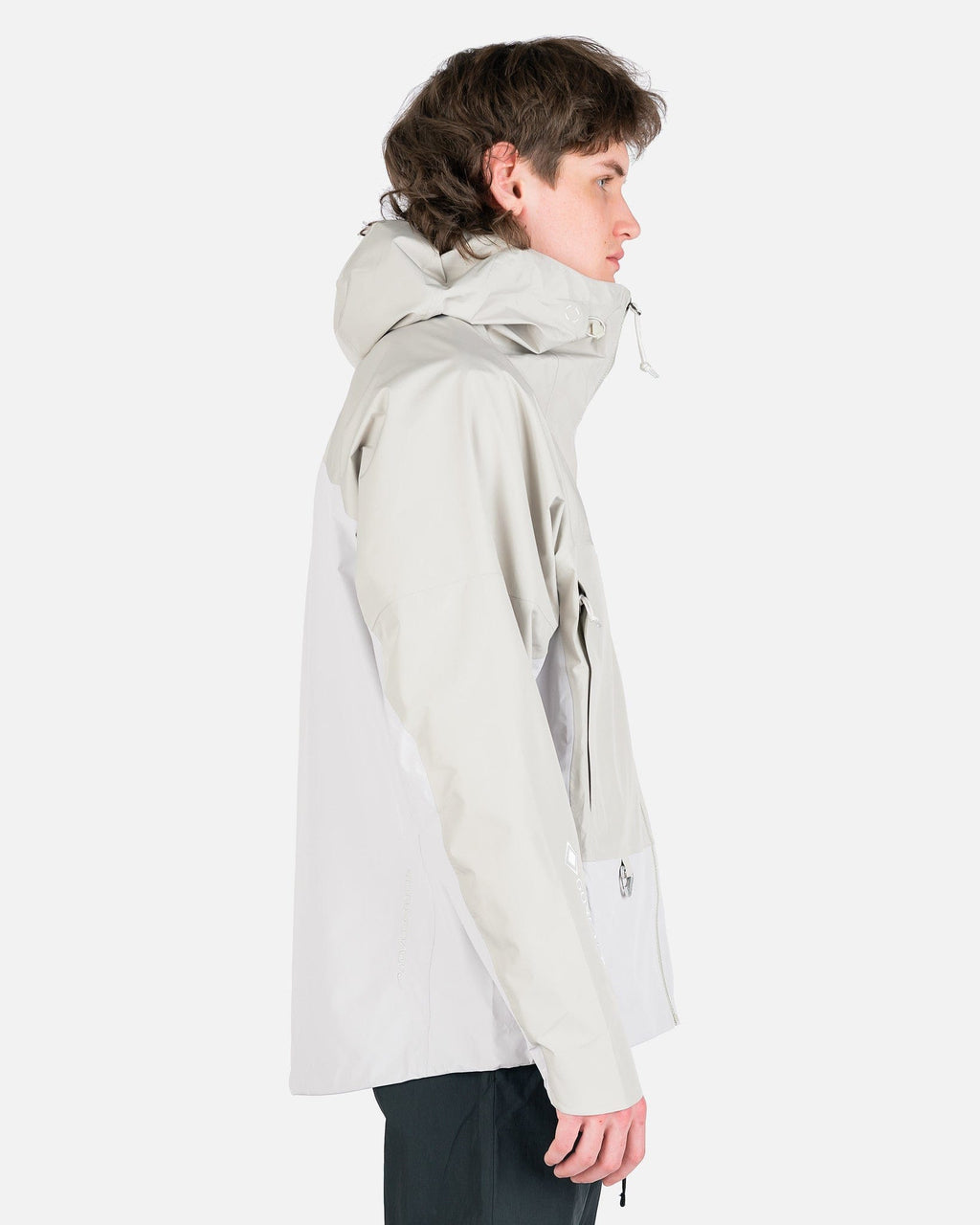 Оригінальна Acg Storm-Fit Adv Jacket In Light Stone Nike – вид ззаду