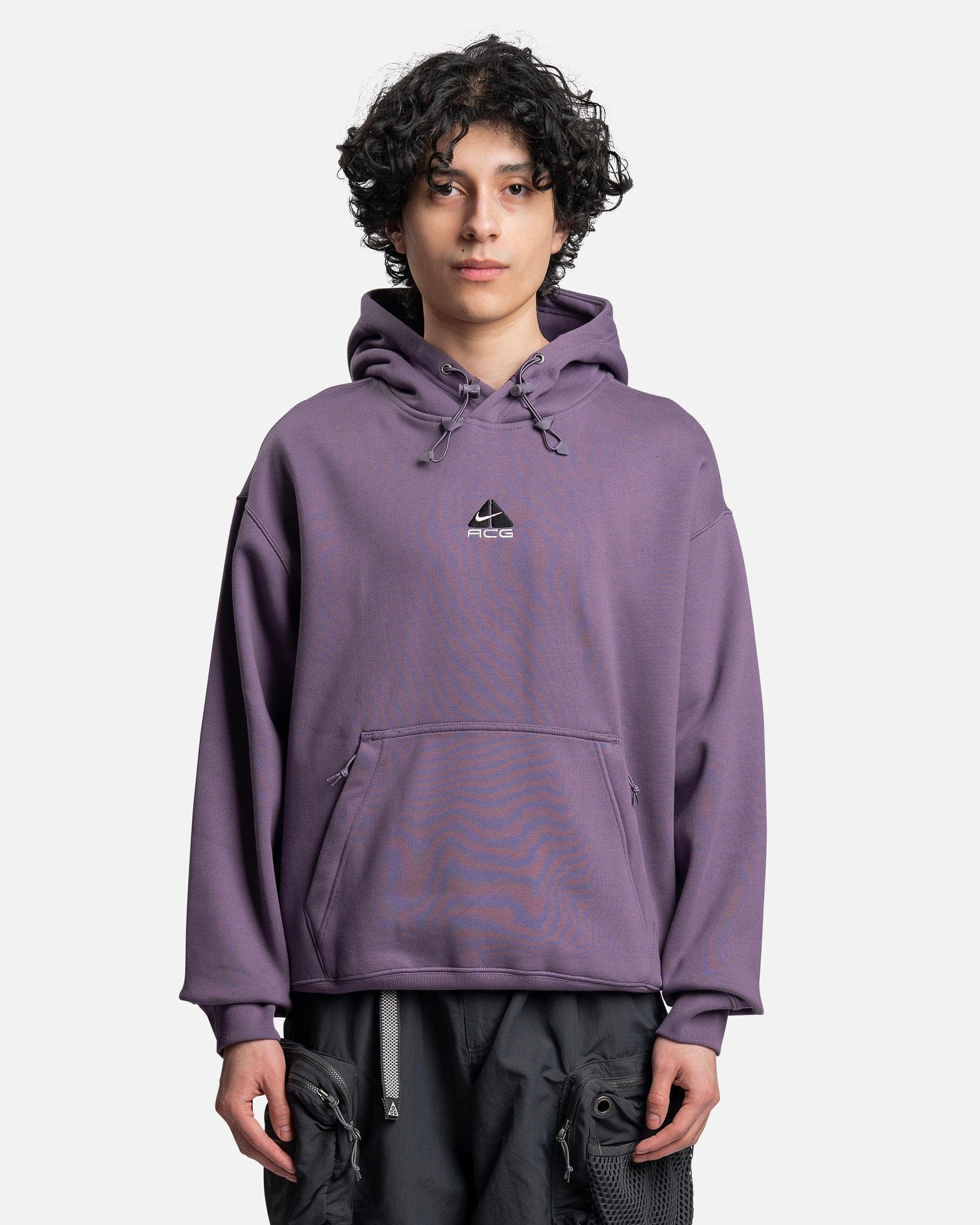 Acg Therma-Fit Hoodie In Canyon Purple Nike оригінал – Купити в Україні – боковий вид - NIKE