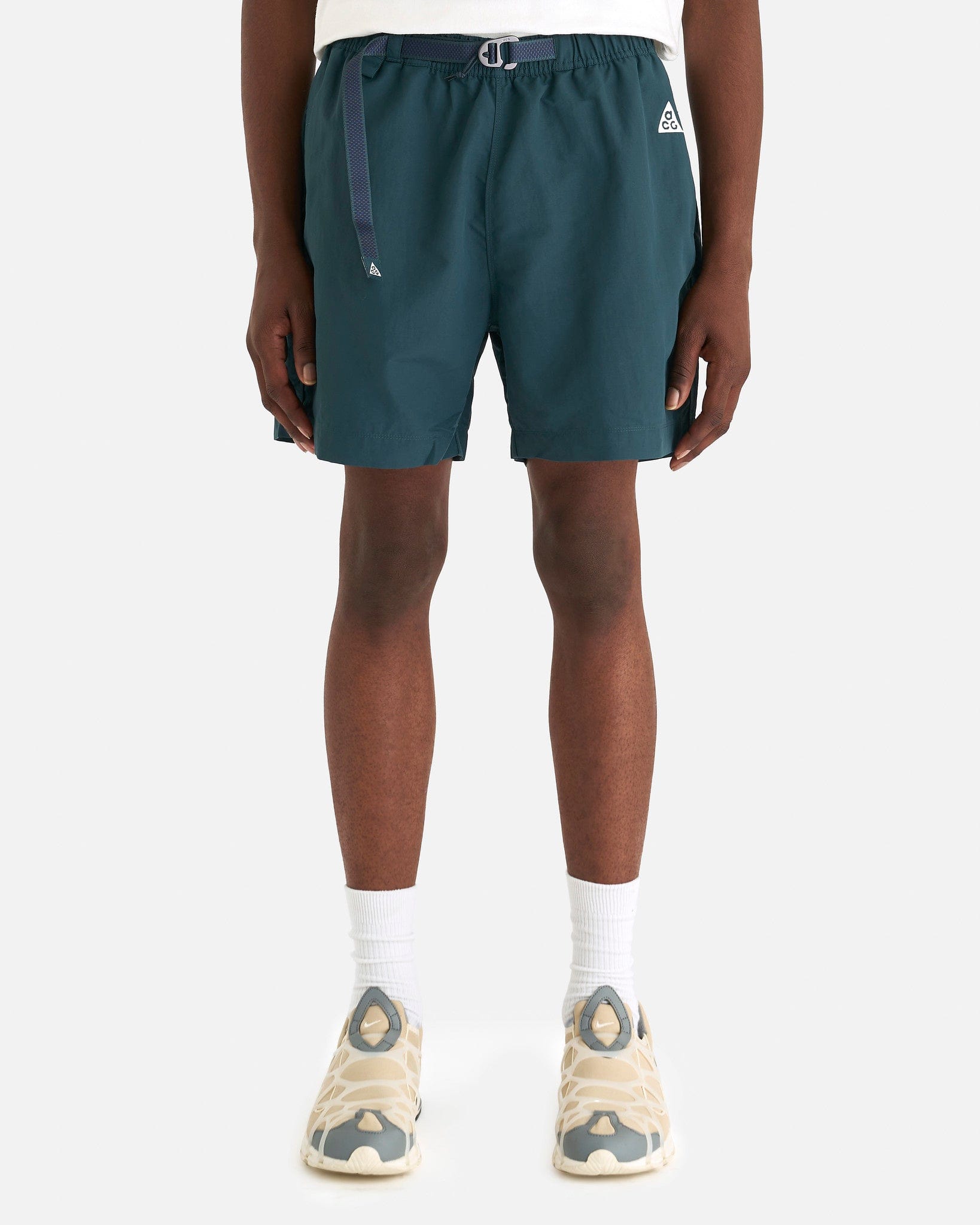 Acg Trail Shorts In Deep Jungle Nike – Гарантія оригінальності – боковий вид