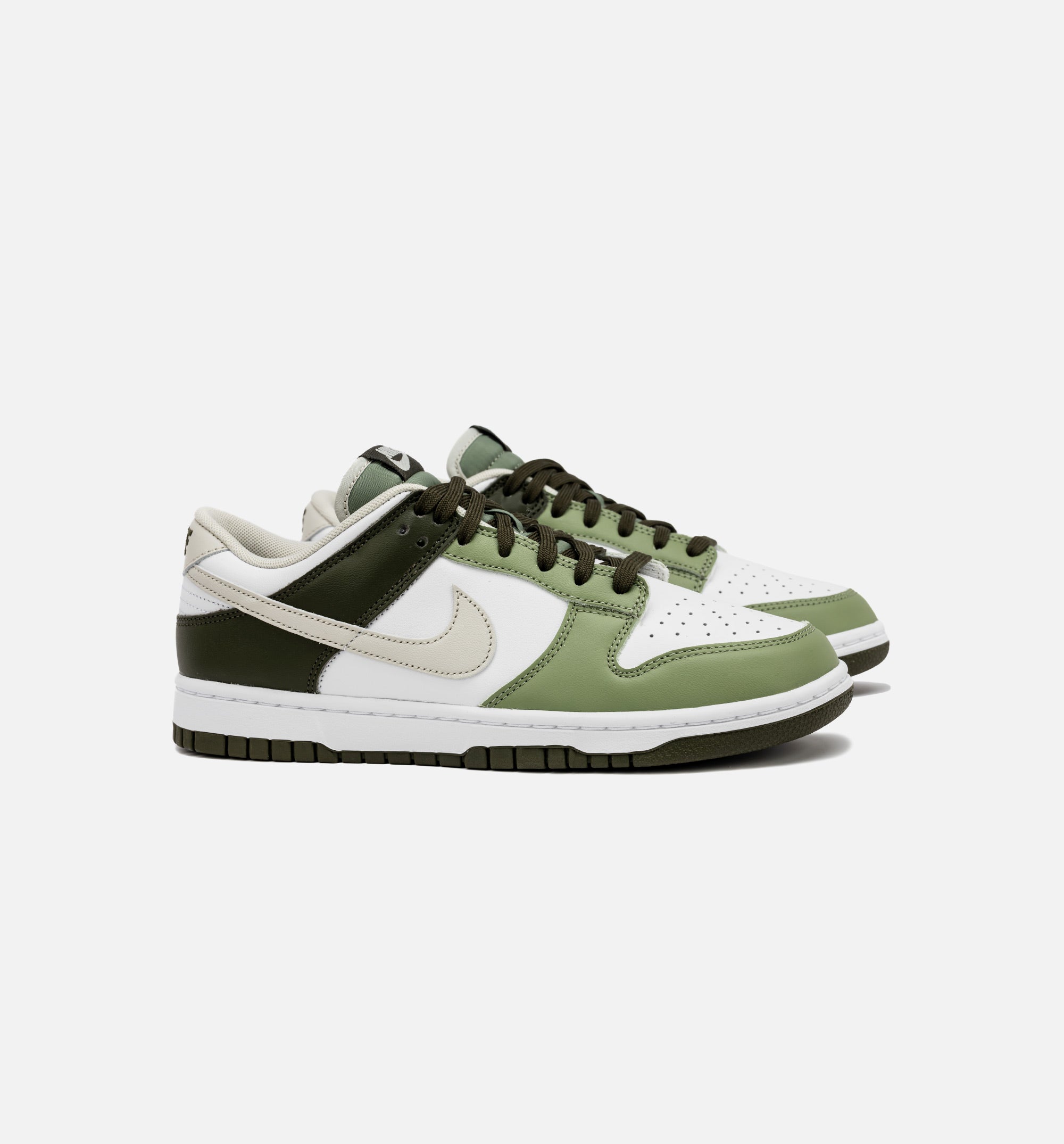 Dunk Low Oil Green Mens Lifestyle Shoe Nike оригінал – Купити в Україні – вид ззаду